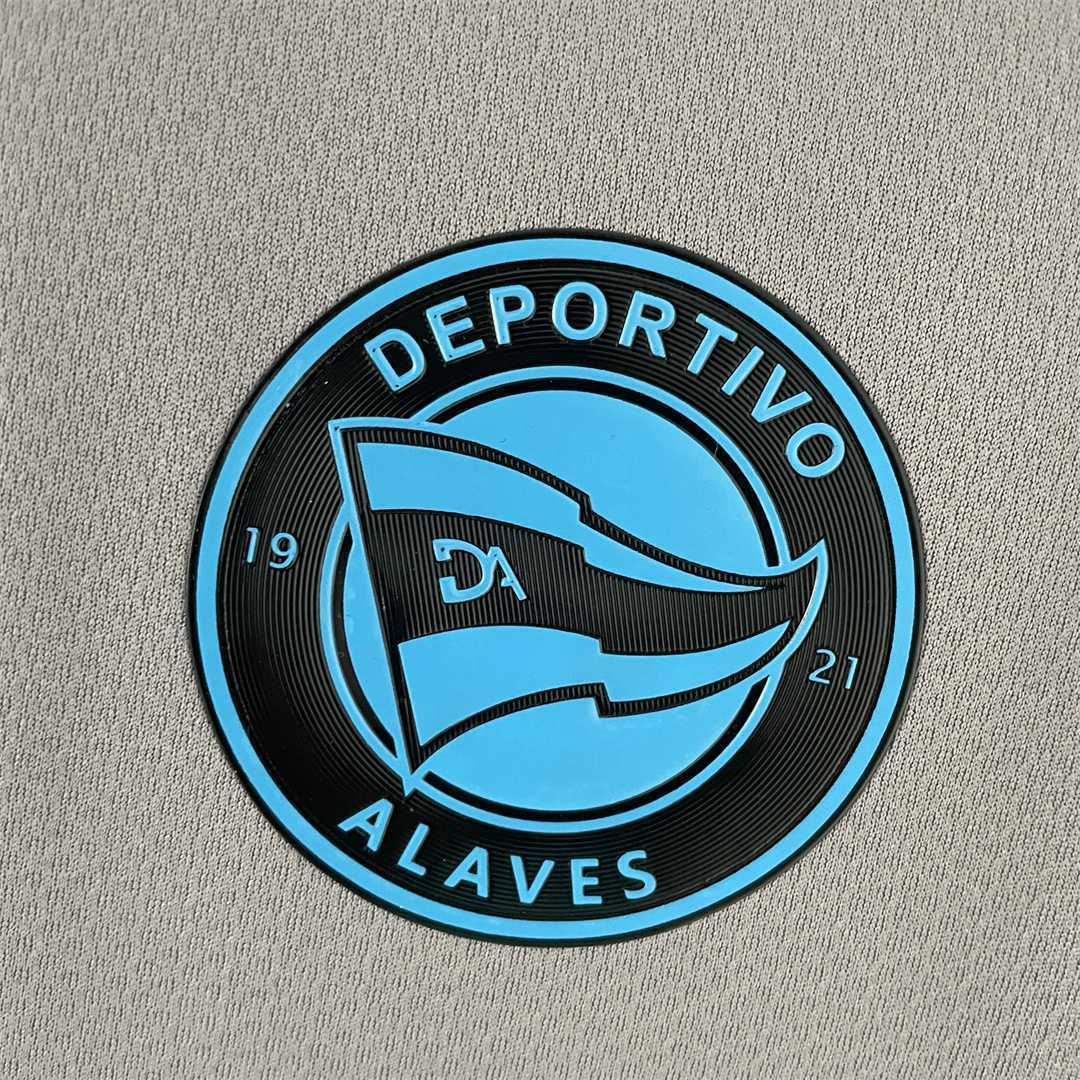 22-23 Alaves third away 4