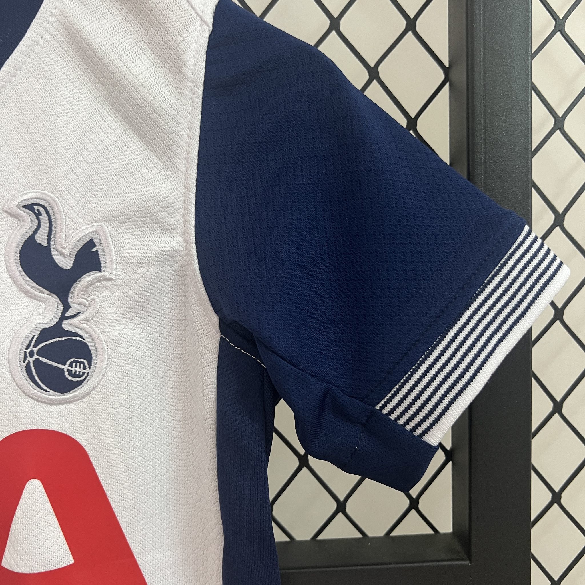 24-25 Tottenham Hotspur Home Kid Kits Youth Apparels AAAAJersey Wholesale Yupoo 4