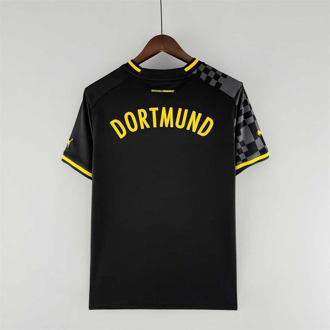 22-23 Dortmund away 3
