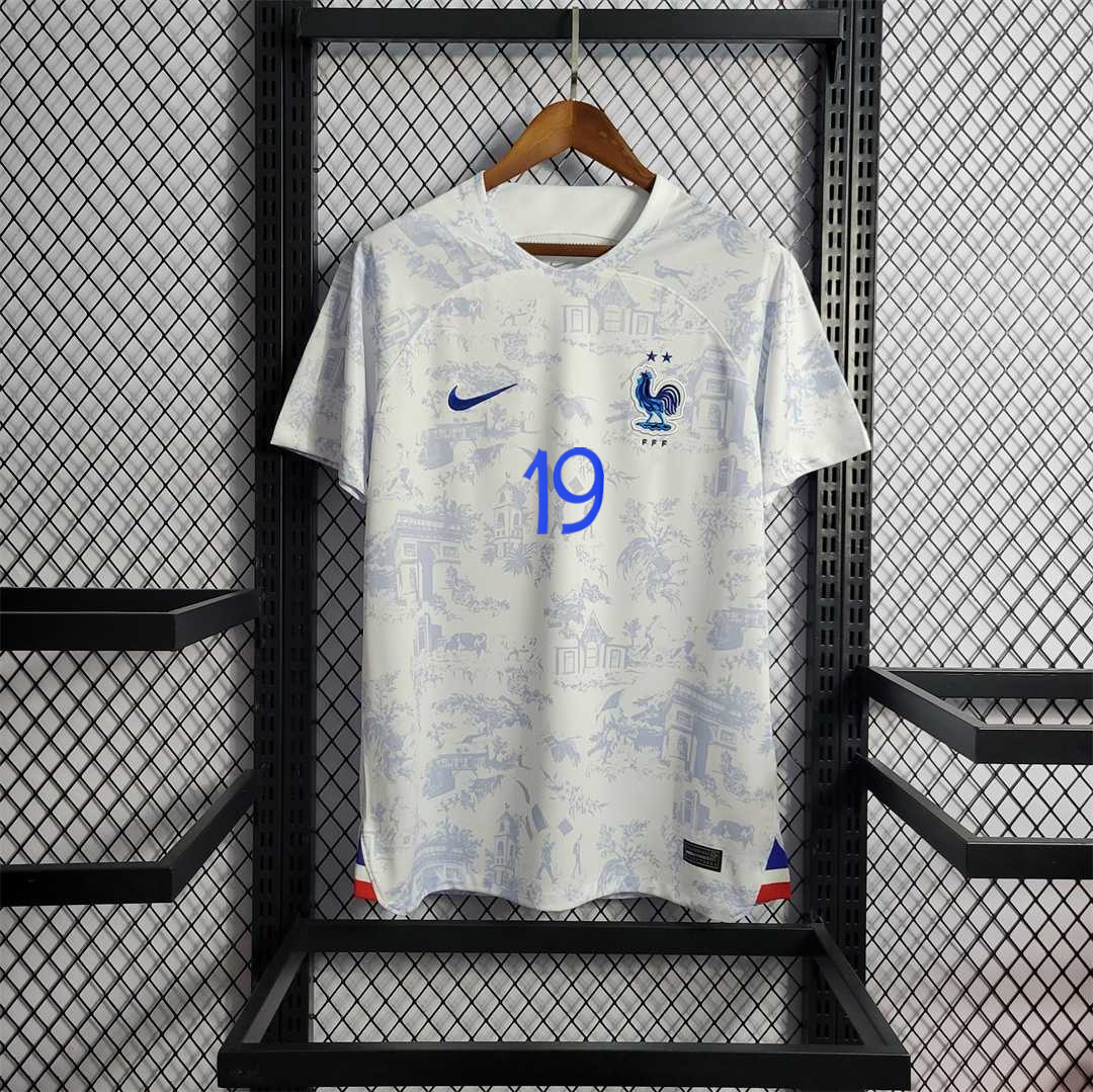 2022 France away 16