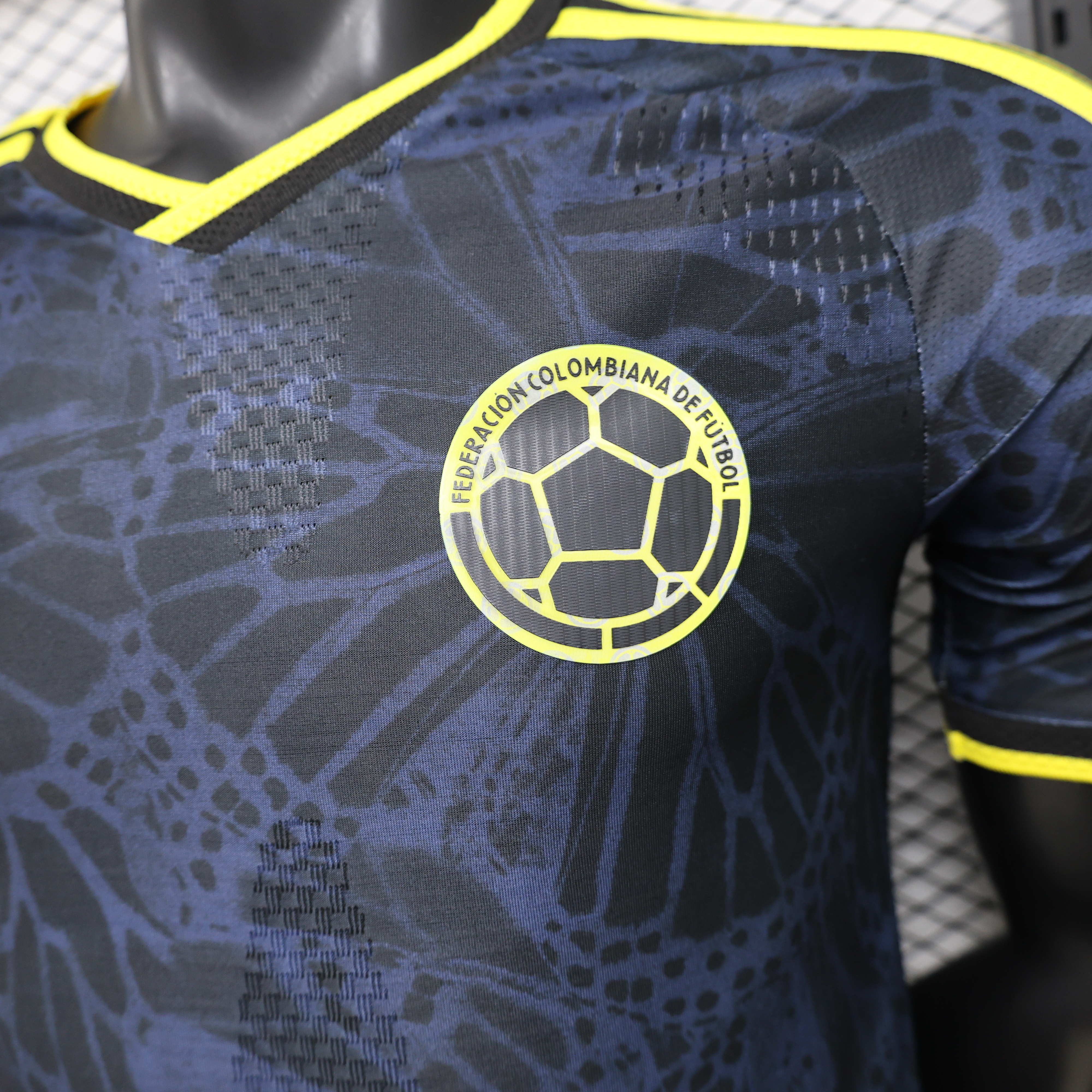 2026 Colombia Mens Special Edition Football T-Shirt AAAAJersey Wholesale Yupoo 9 1
