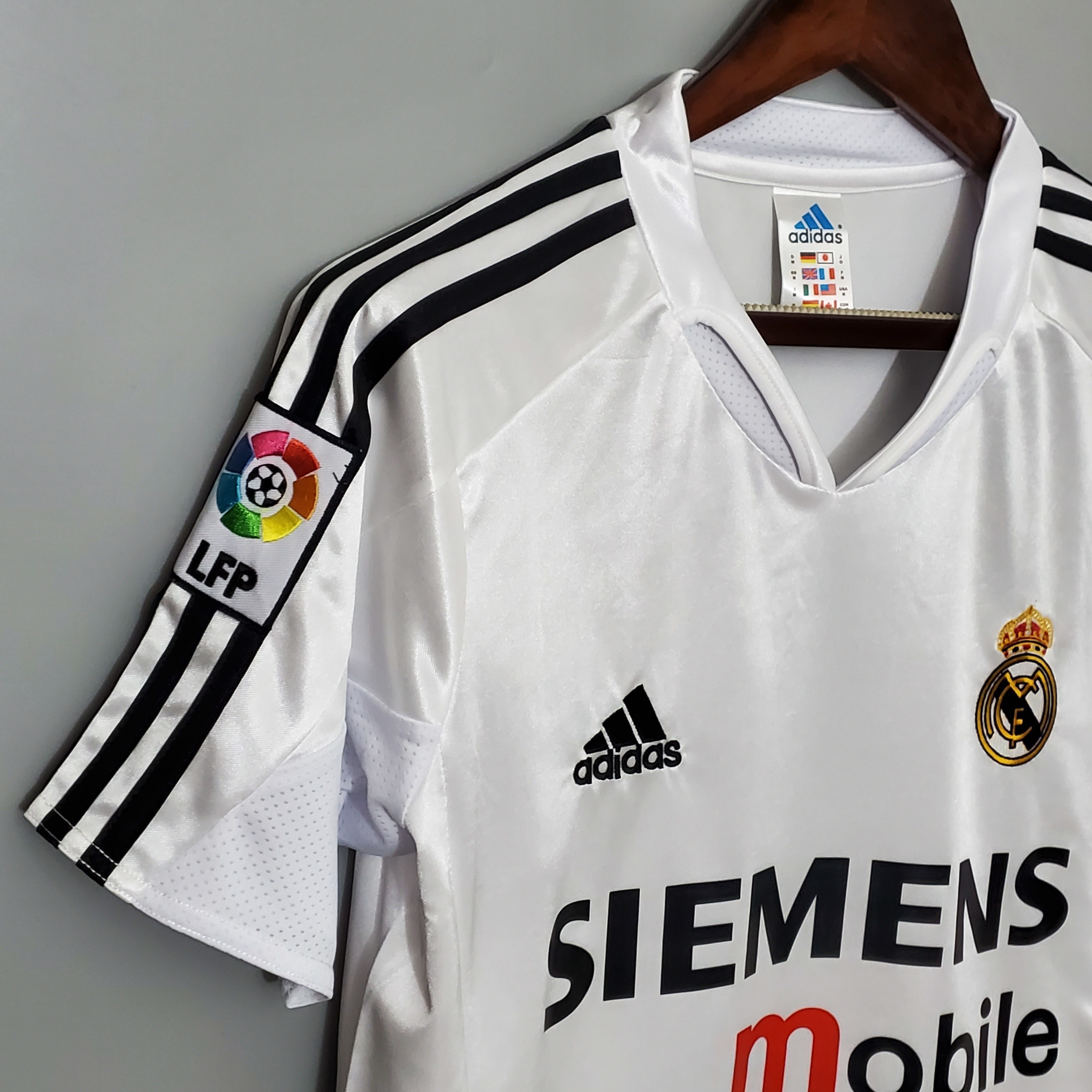 04-05 Real Madrid home 5