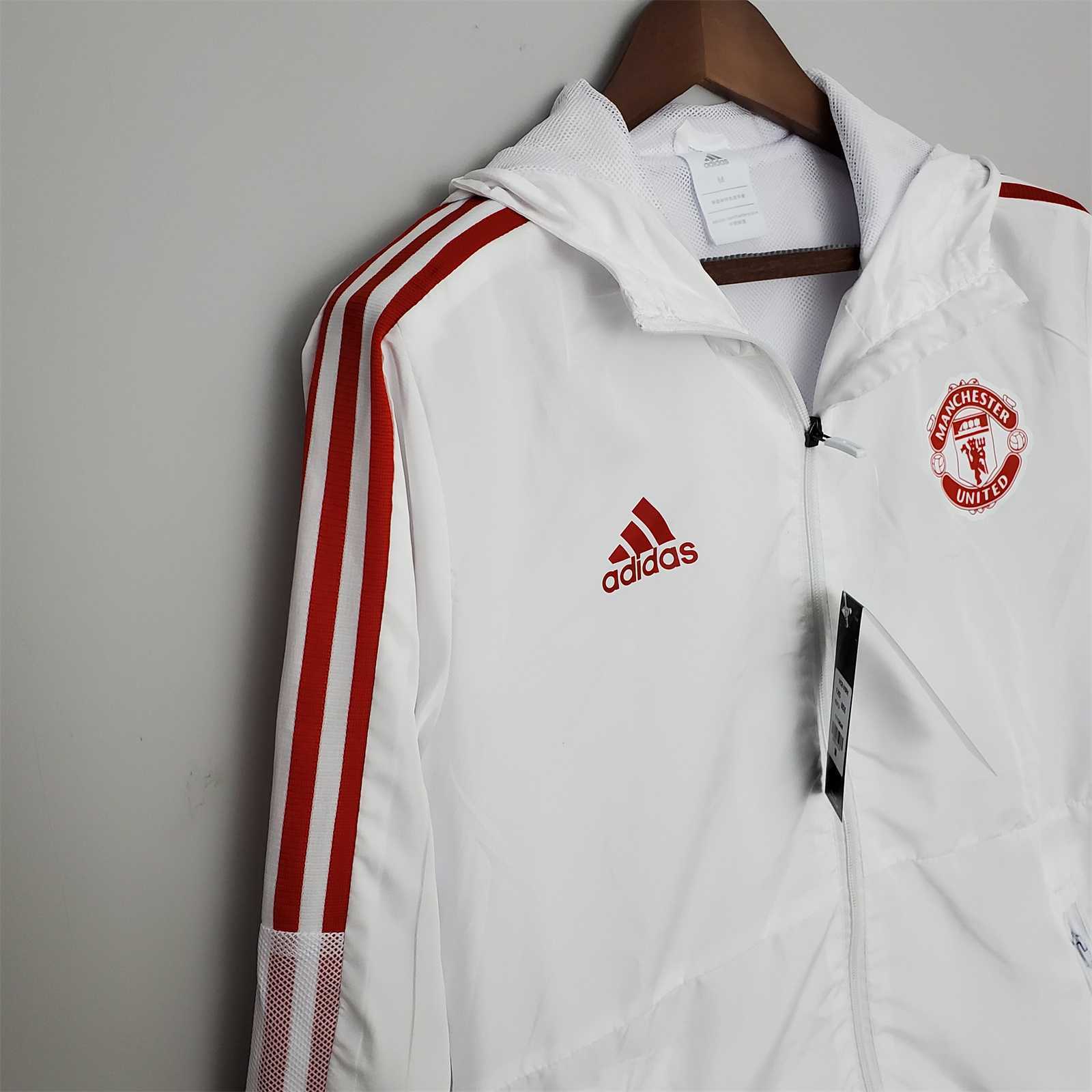 22-23 Manchester United white windbreaker 4