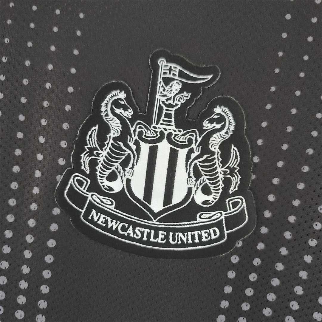 22-23 Newcastle Black 4