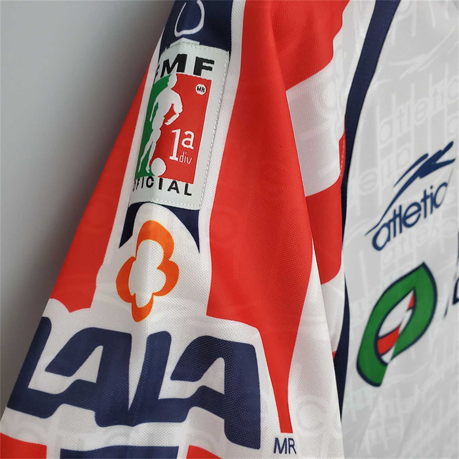 99-00 Chivas away1684414408000 4