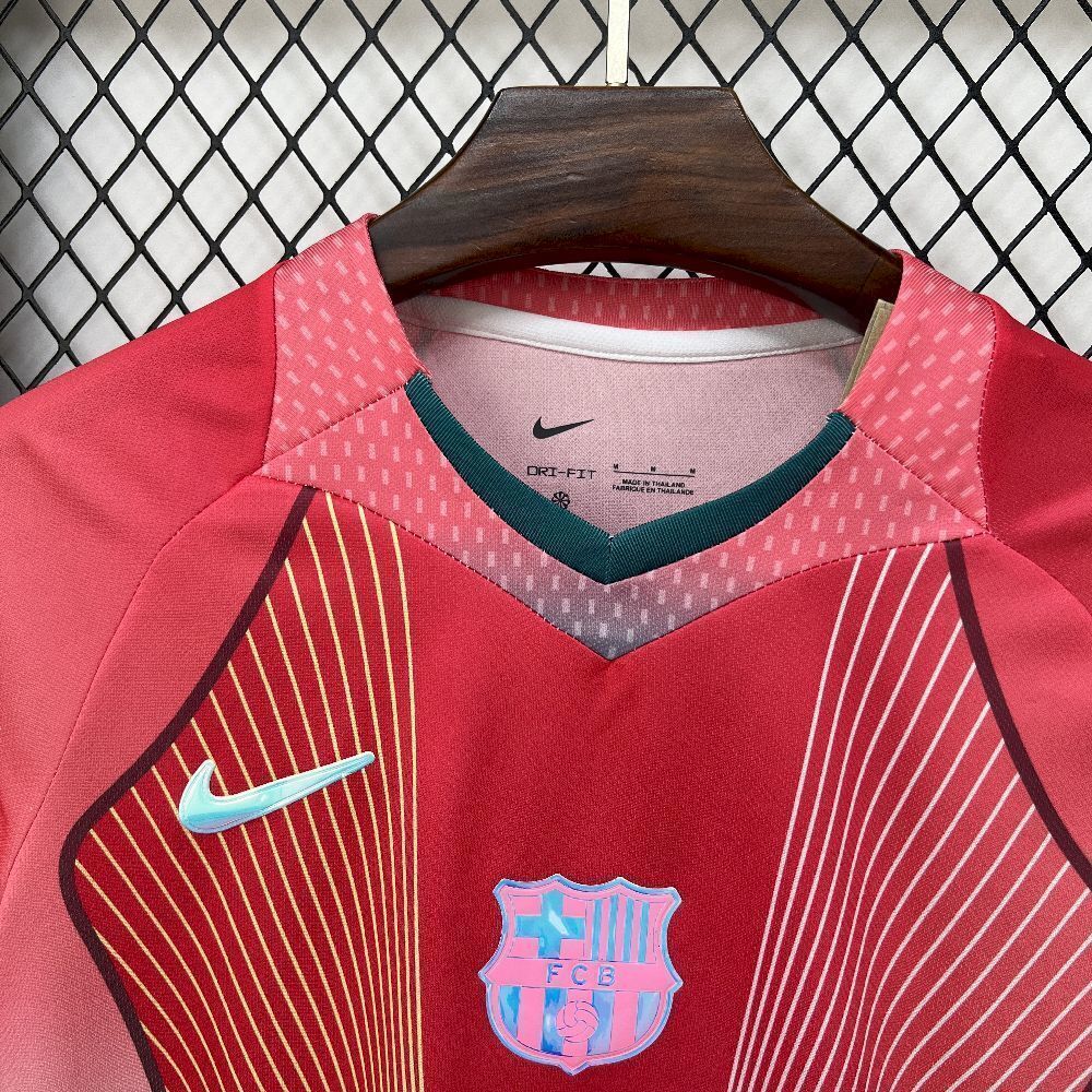 25-26 Barcelona Pink X KAROLG Football T-Shirt Custom Edition AAAAJersey Dropship Yupoo 4