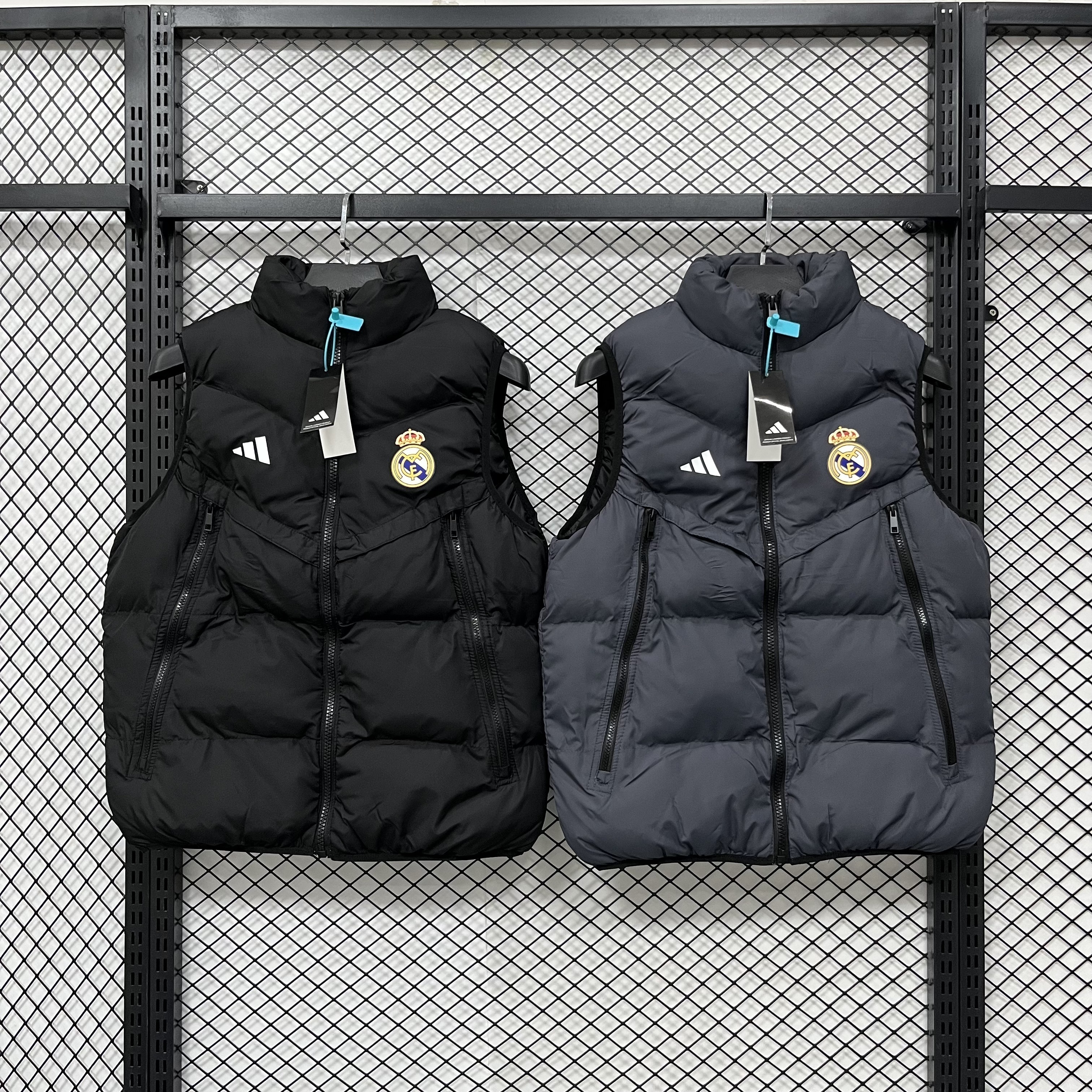 25-26 Real Madrid Vest Kit Soccer AAAAJersey Supply Yupoo
