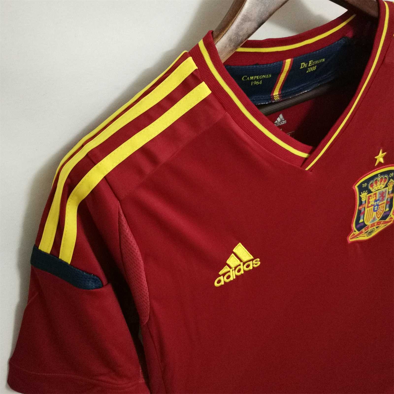 2012 Spain home 11