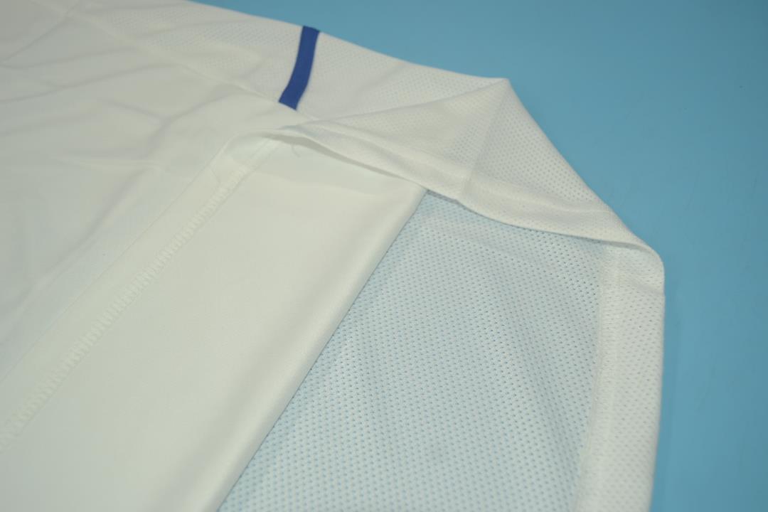 02-03 Inter Milan away white 8