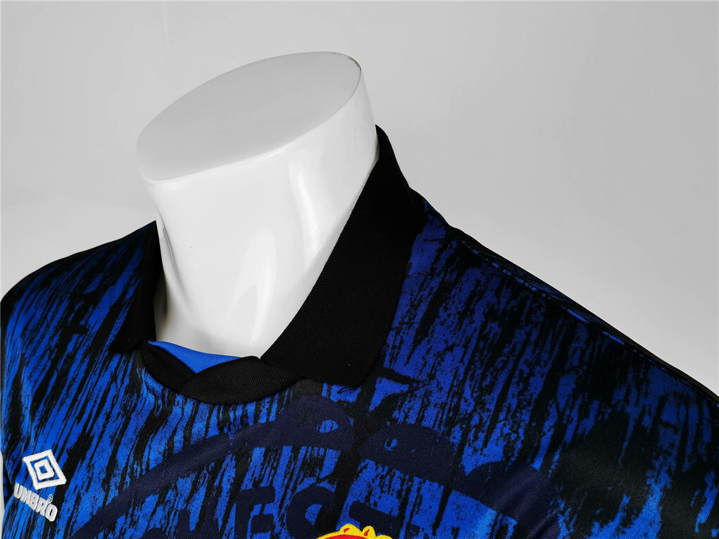 92-93 Manchester United away long sleeve 10