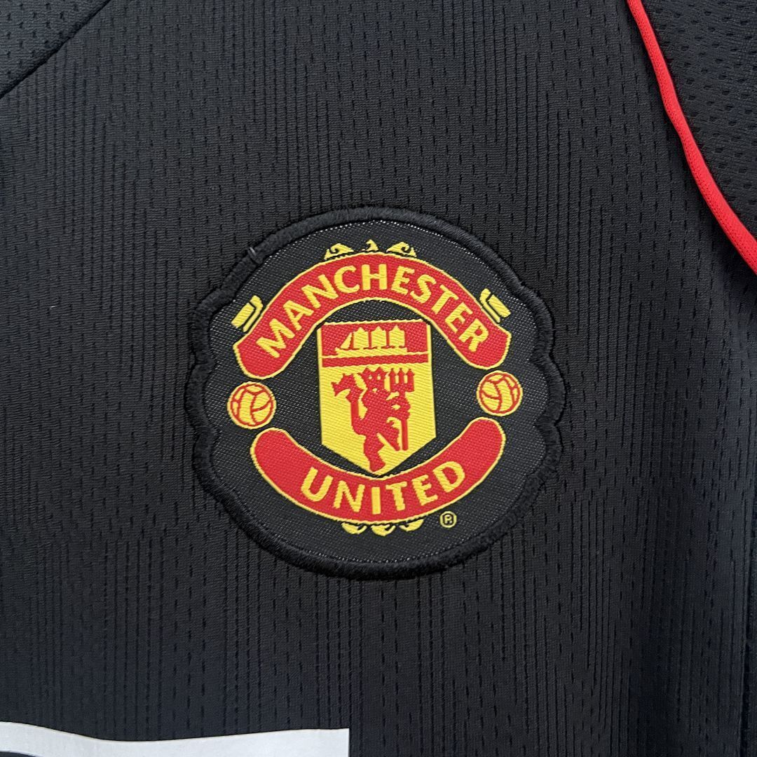 07-08 Manchester United Away Retro Kids Kits Children Sets Football AAAAJerseys Yupoo 5