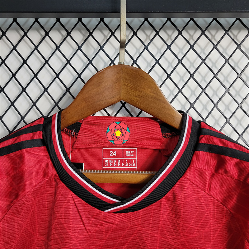 23-24 Manchester United Kids home size 16-28 2