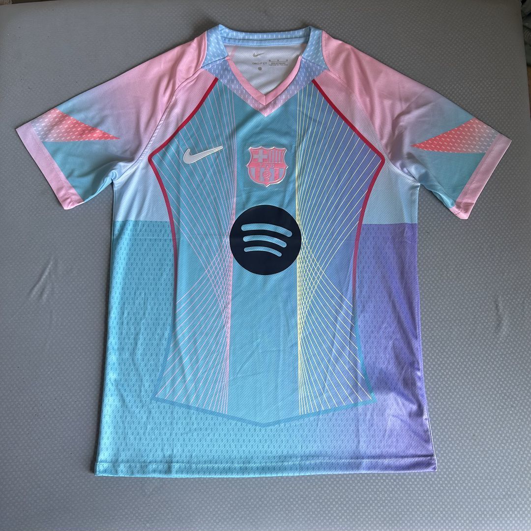 25-26 Barcelona Blue&Pink Special Edition Kit Football T-Shirt Soccer AAAAJersey Yupoo 1