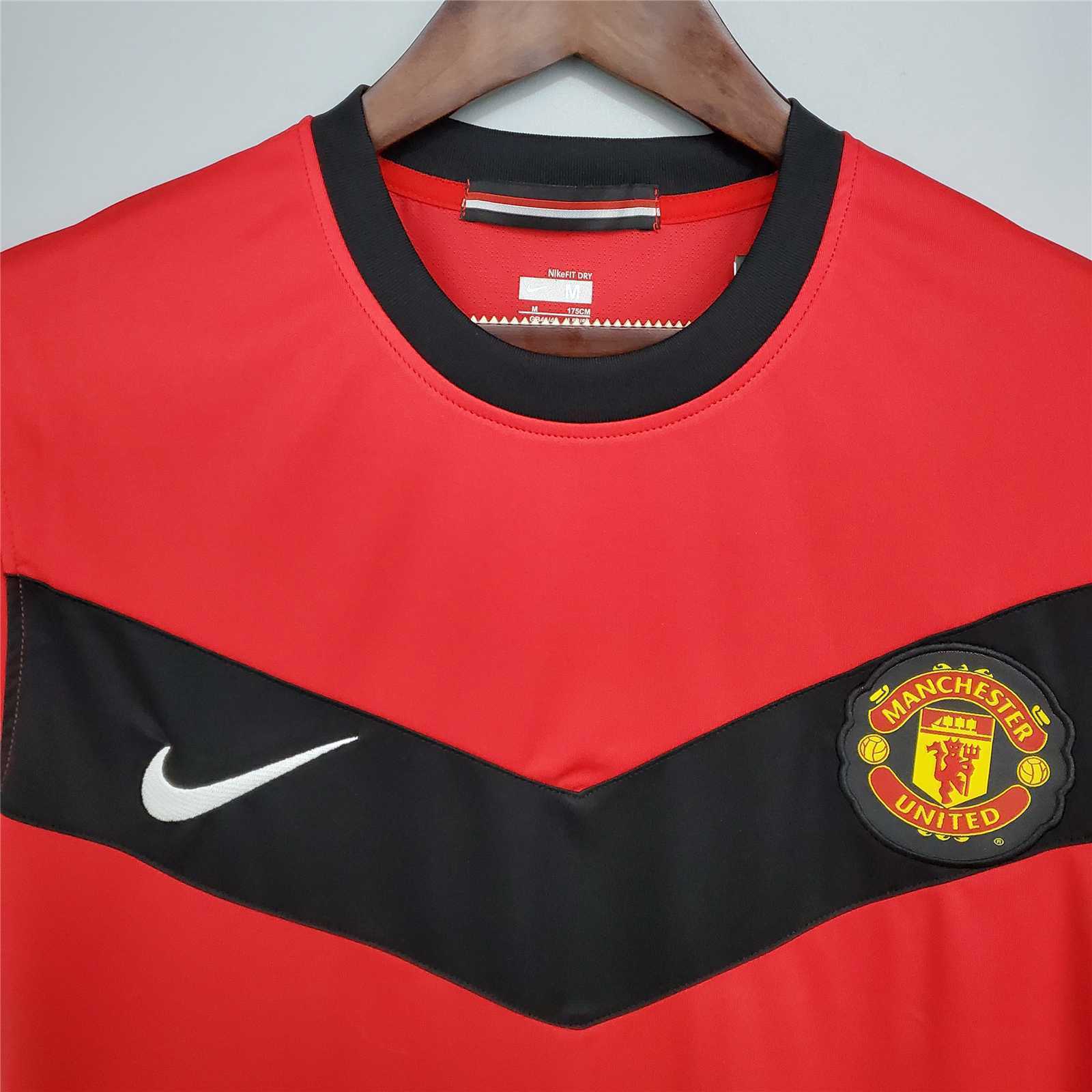 09-10 Manchester United home 4