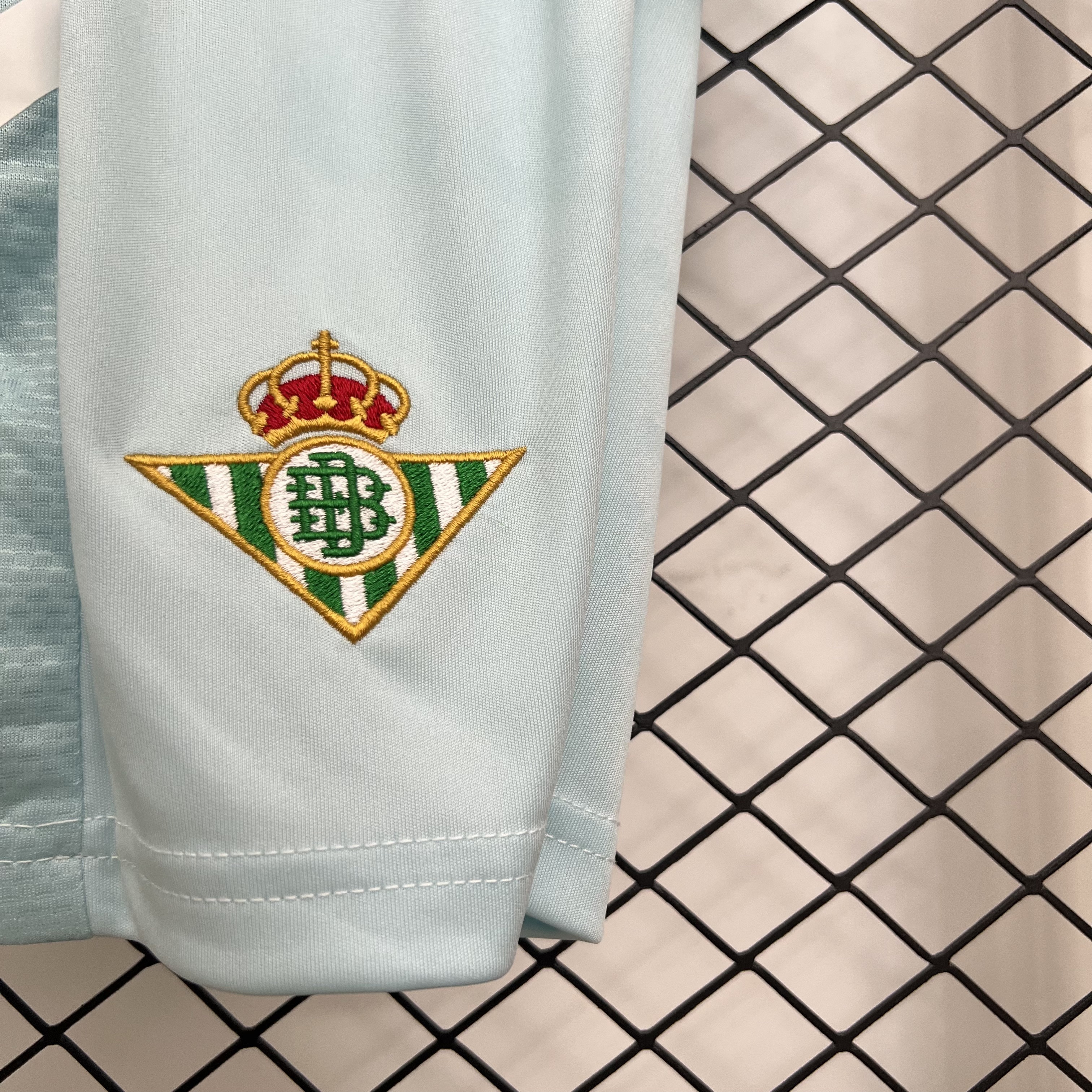 25-26 Real Betis Home Kid Kits Youth Apparels Football AAAAJersey Supply Yupoo 3