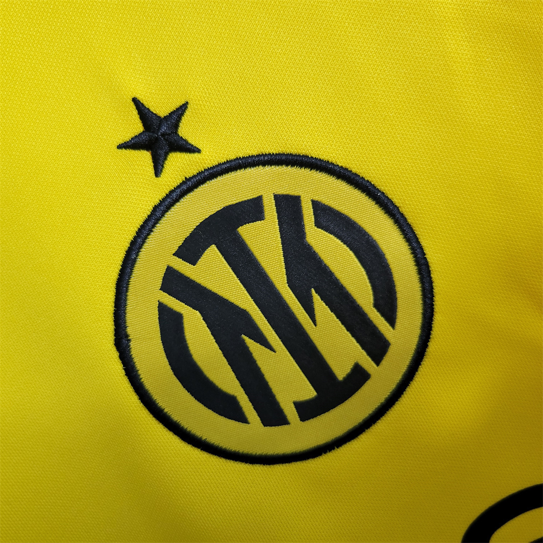 22-23 Inter Milan third away 2