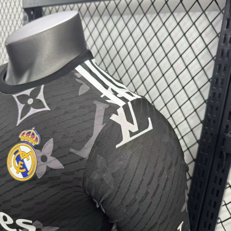25-26 Real Madrid x LV Black Special Player Version Shirt Soccer AAAAJersey Yupoo 2