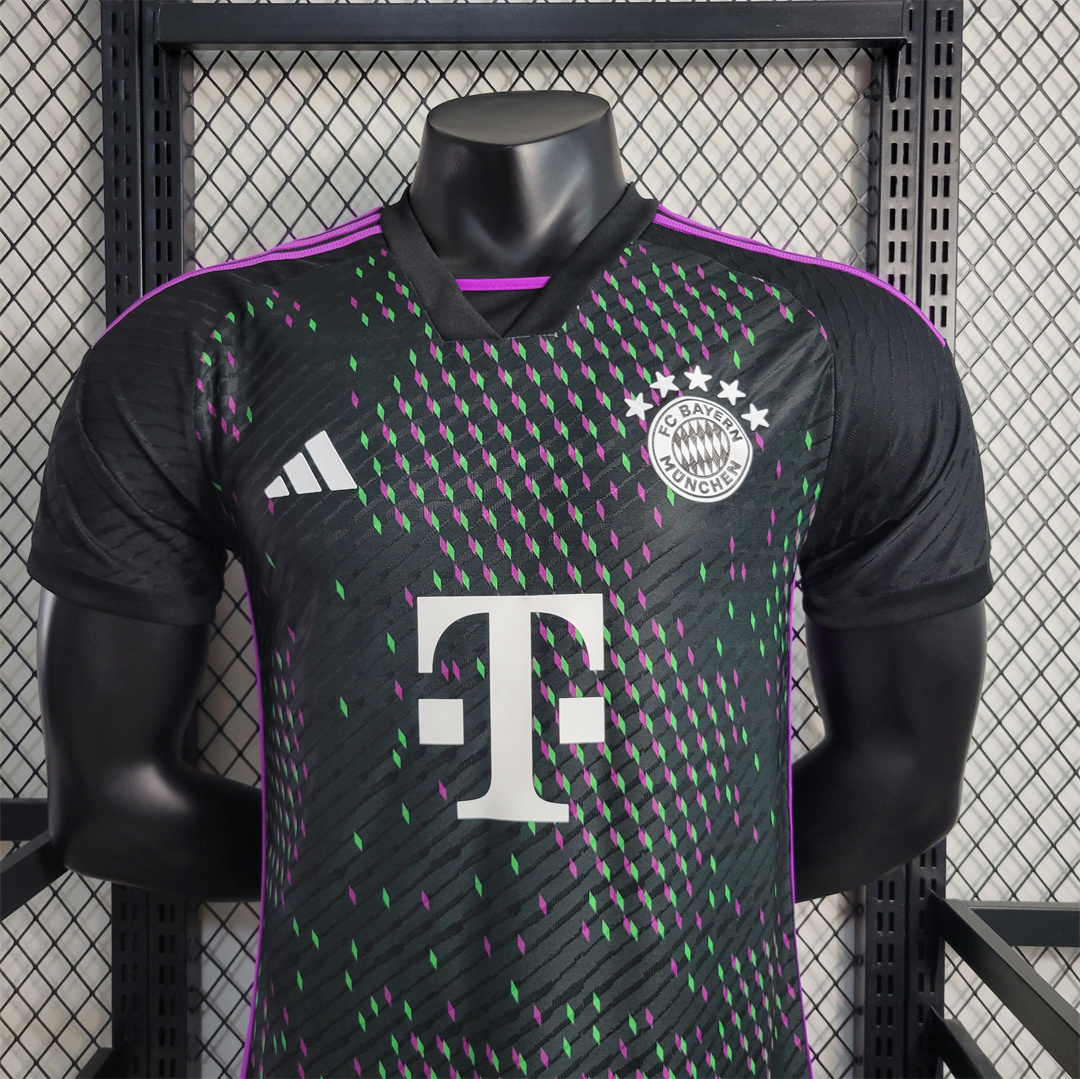 23-24 Bayern Black Special Edition player version 6