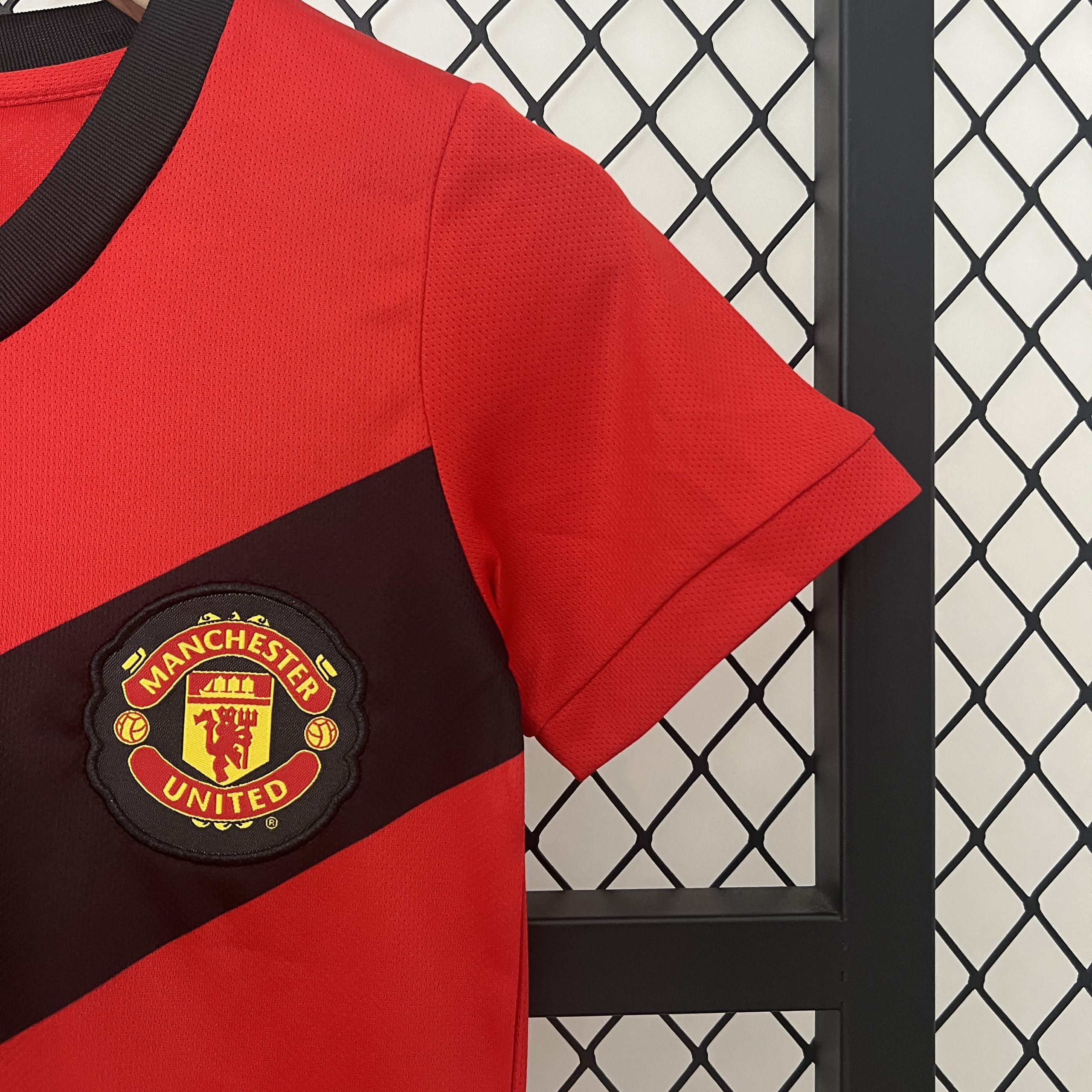 09-10 Manchester United Home Retro Kid Kits Children Sets Jersey Supplier Yupoo 4