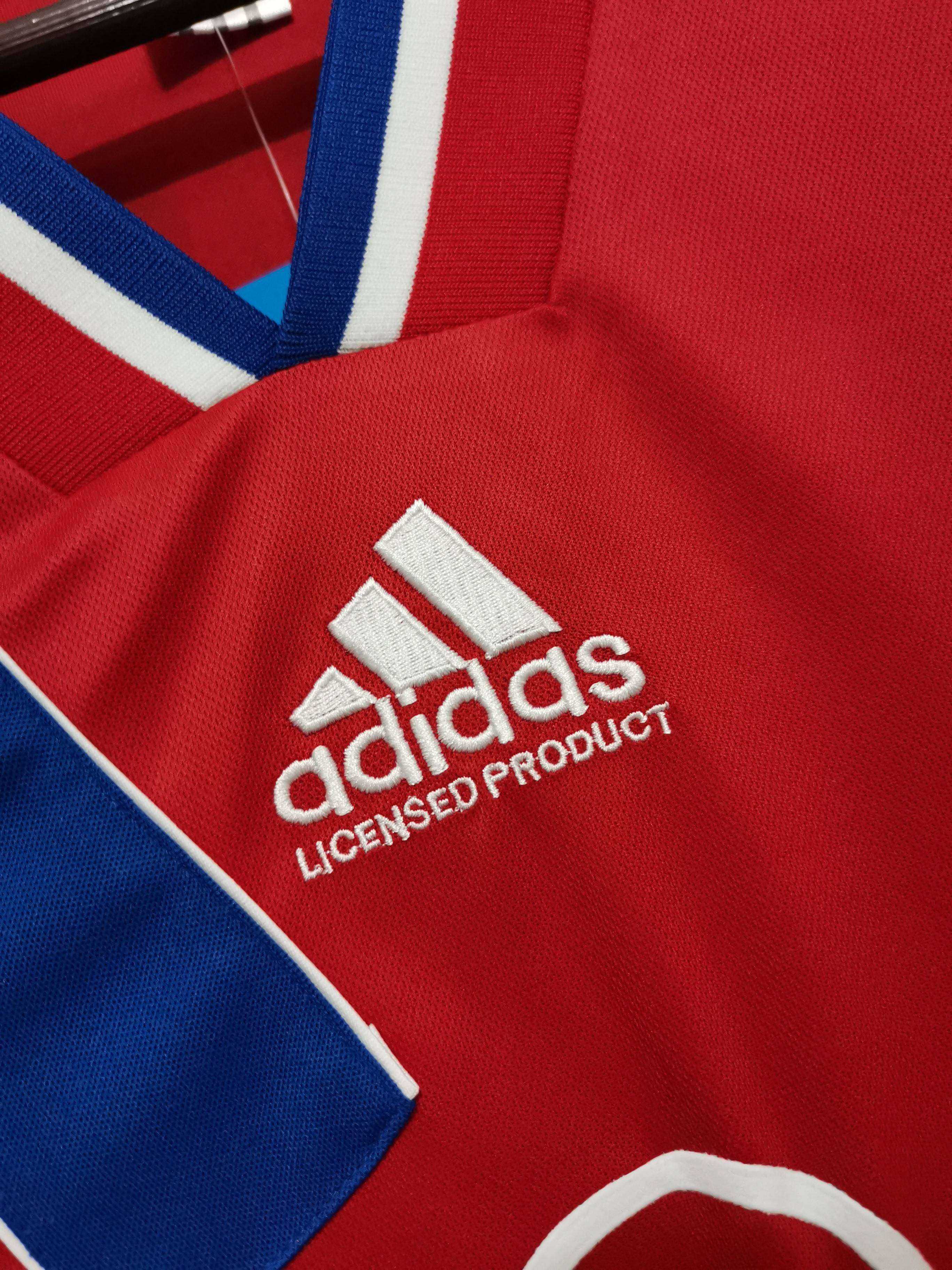93-94 Bayern Munich home red blue 3