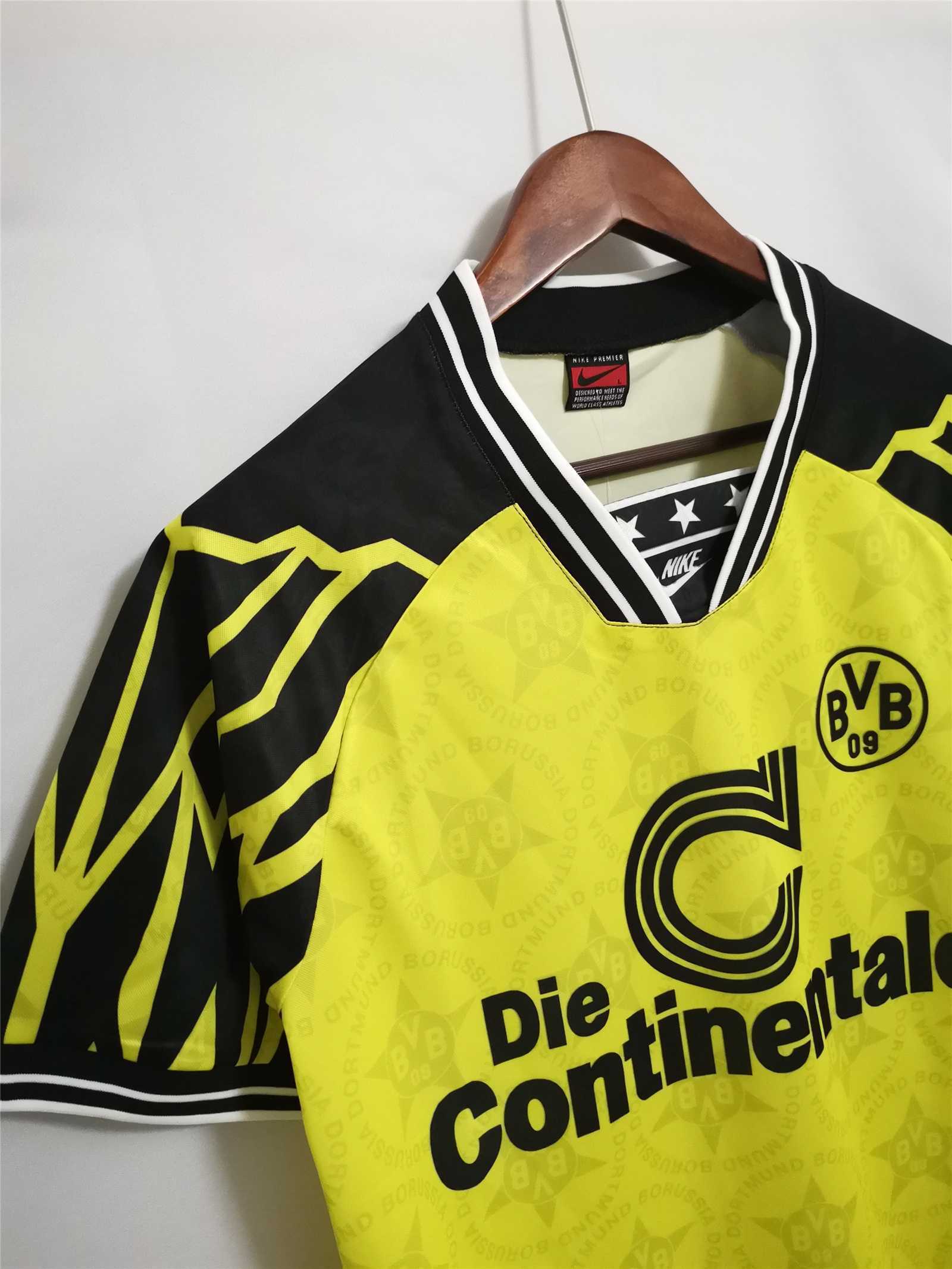 94-95 Dortmund home 10
