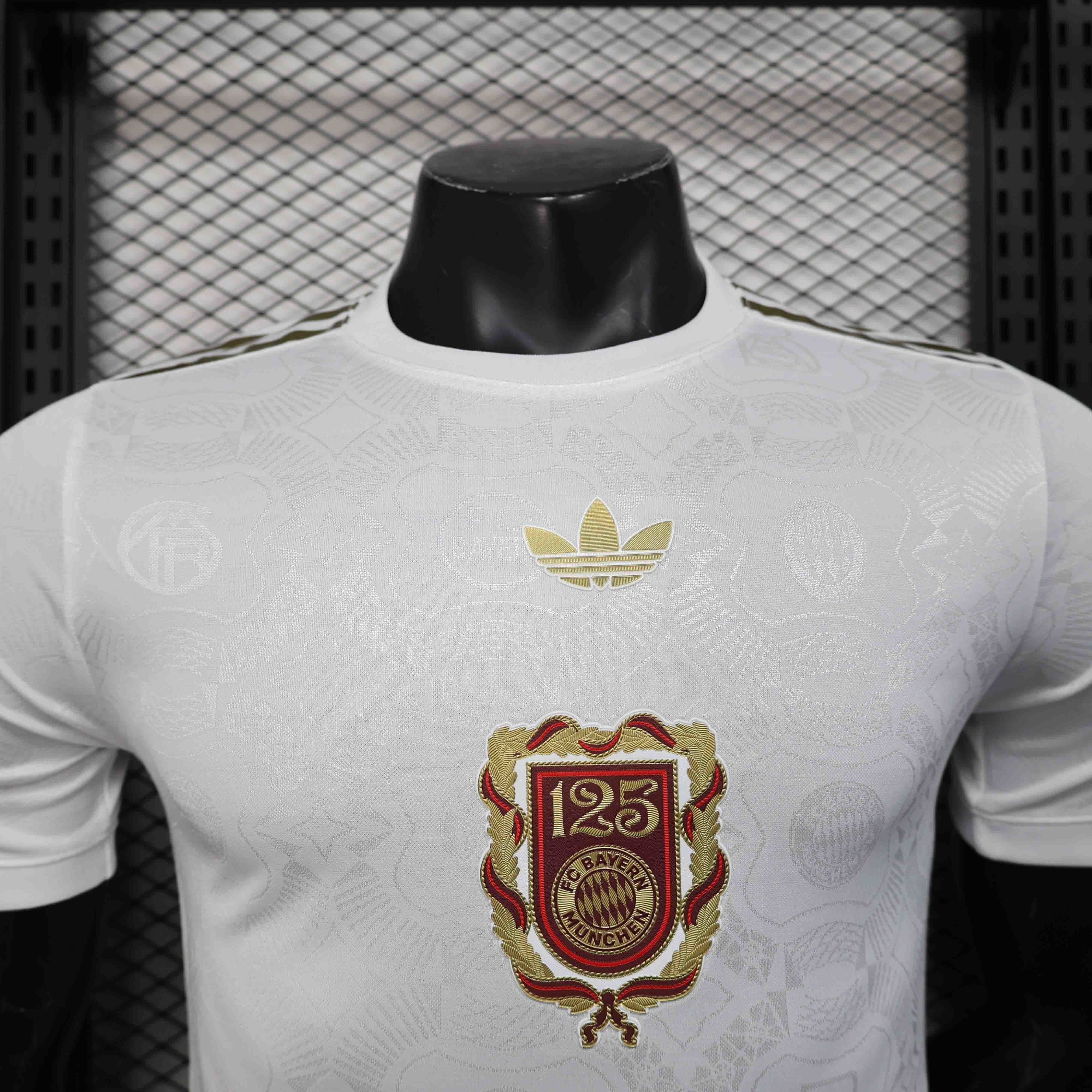 25-26 Bayern Munich 125th Anniversary White Player Version Shirt AAAAJersey Dropship Yupoo 3