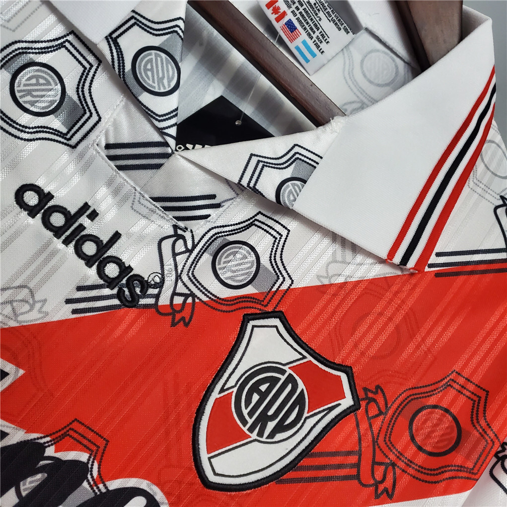 95-96 River Plate home white 6