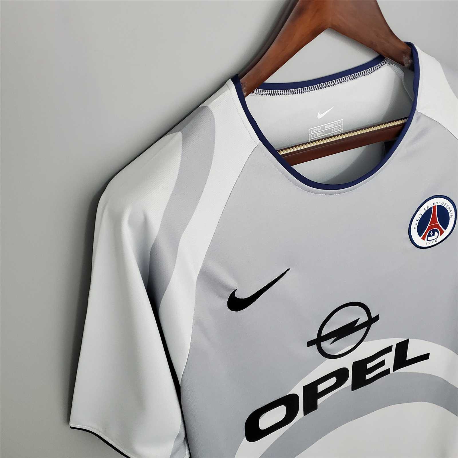 01-02 PSG away 1