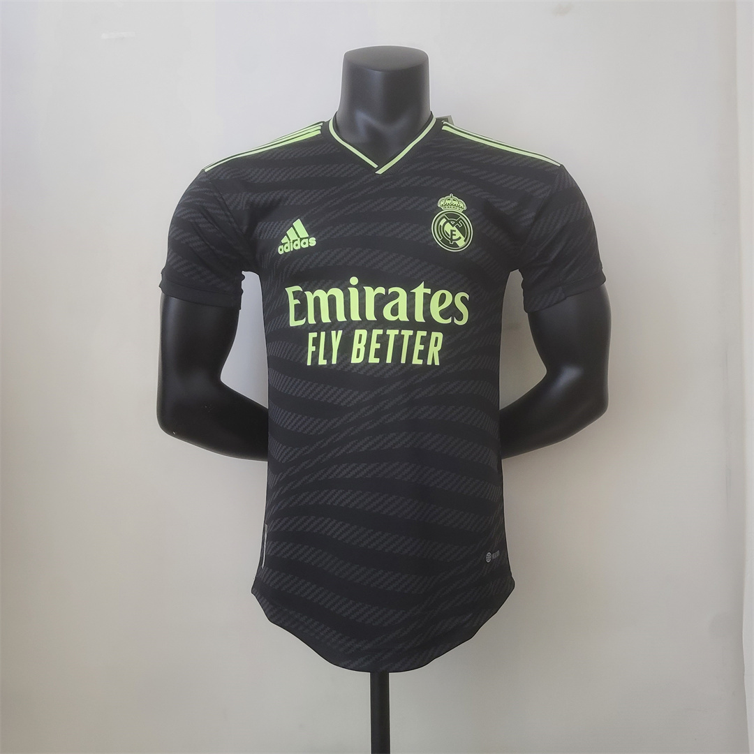 22-23 Real Madrid third away player version