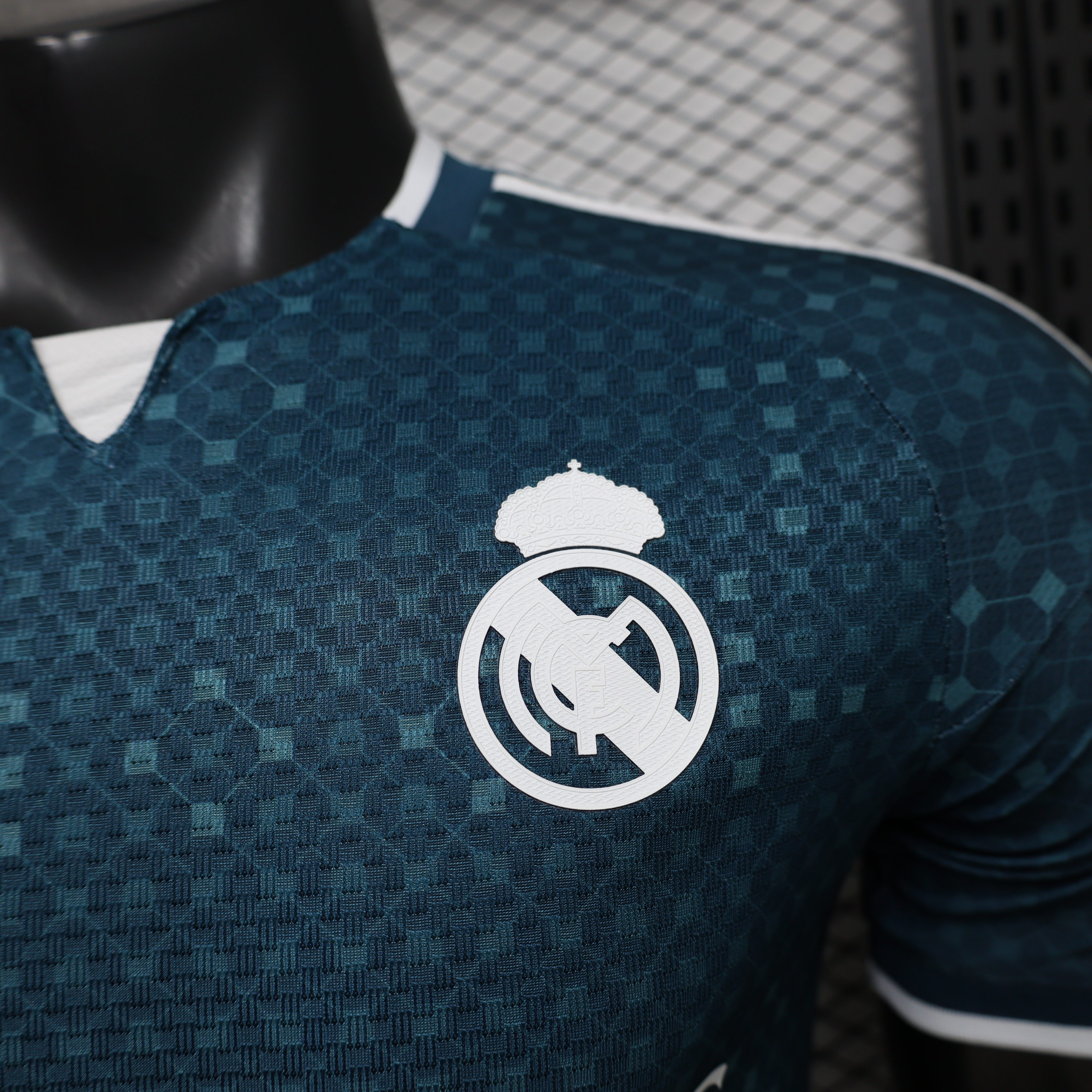 26-27 Real Madrid Mens Away Kit Player Version Football Shirt AAAAJersey Supply Yupoo 10 6
