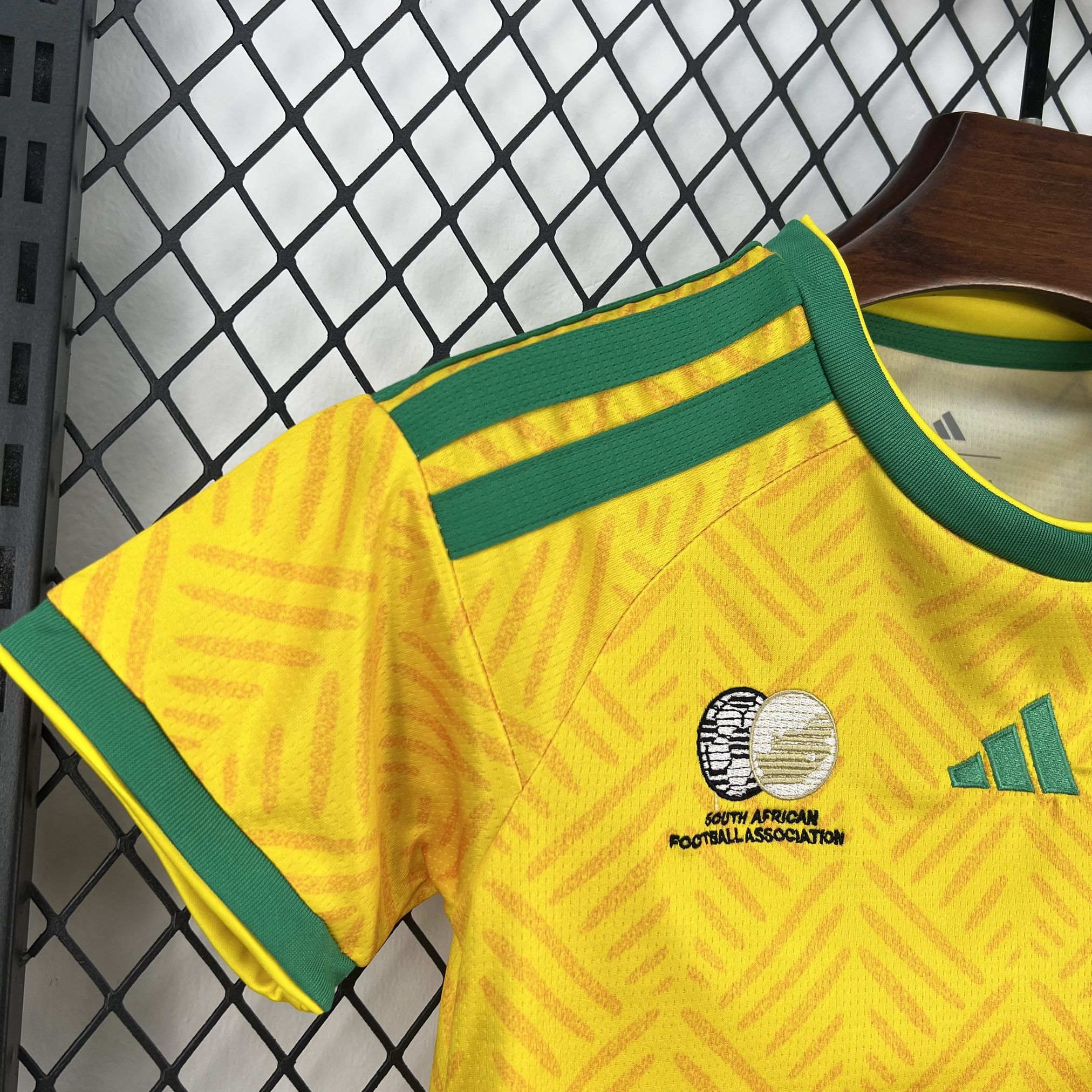 World Cup 2026 South Africa Home Kid Kits Soccer Youth Apparels AAAAJersey Wholesale Yupoo 7 6