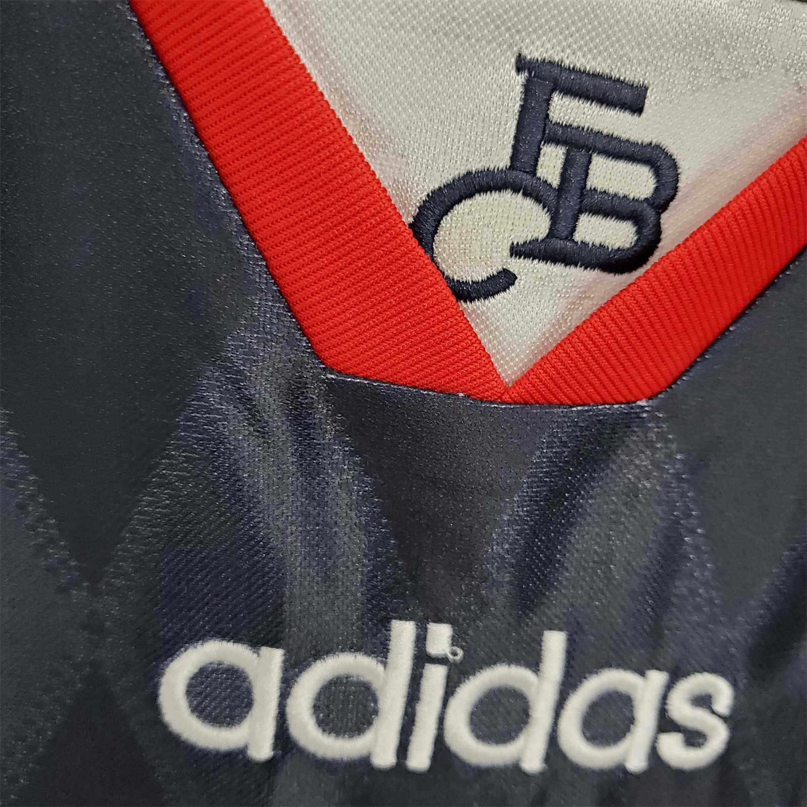 97-99 Bayern home 7