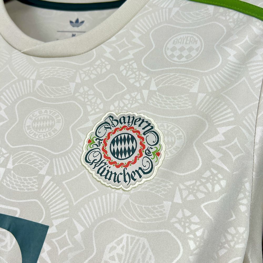 25-26 Bayern Munich Beer Festival Special Edition Soccer Long Sleeve T-Shirt AAAAJersey Yupoo 2