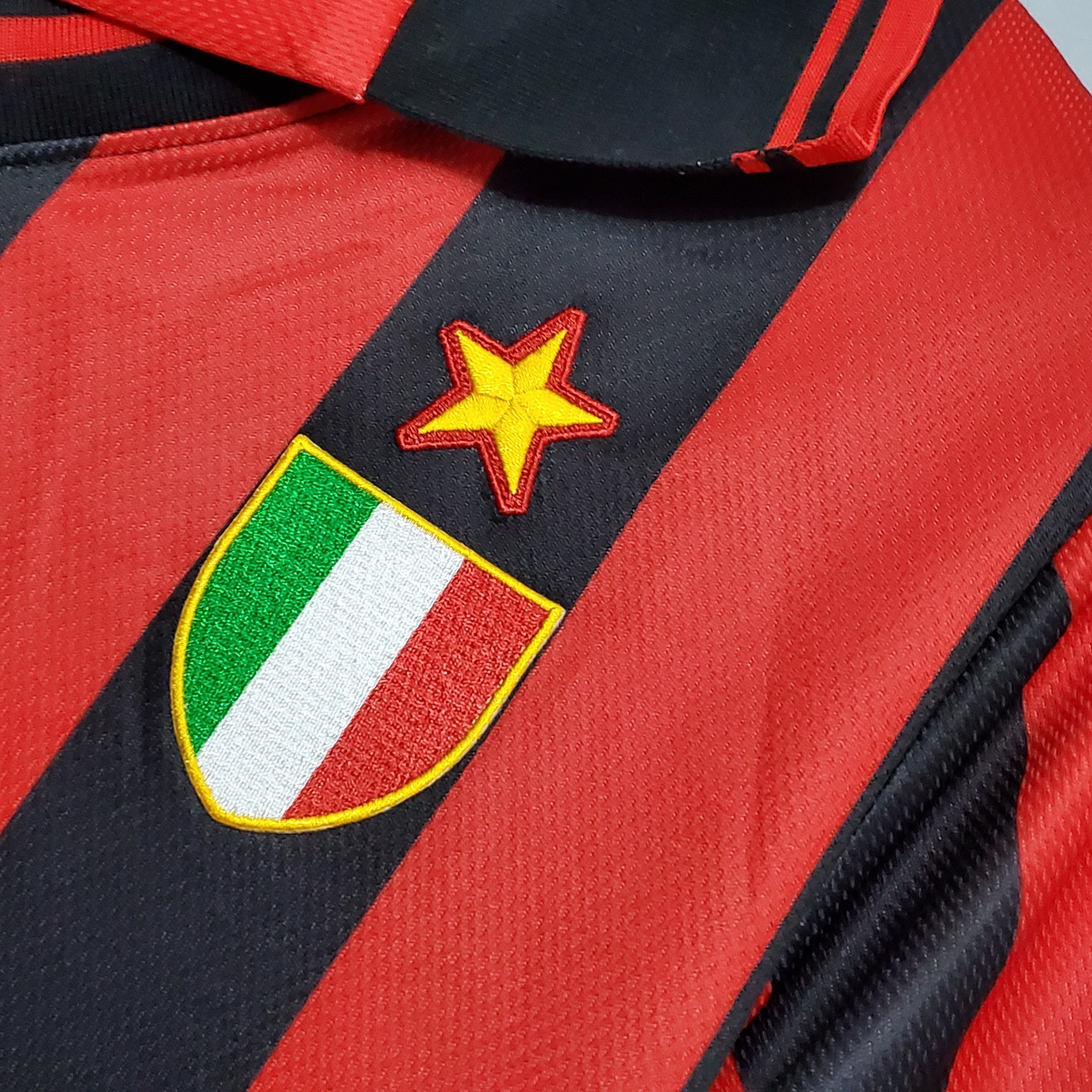 96-97 AC Milan home 5