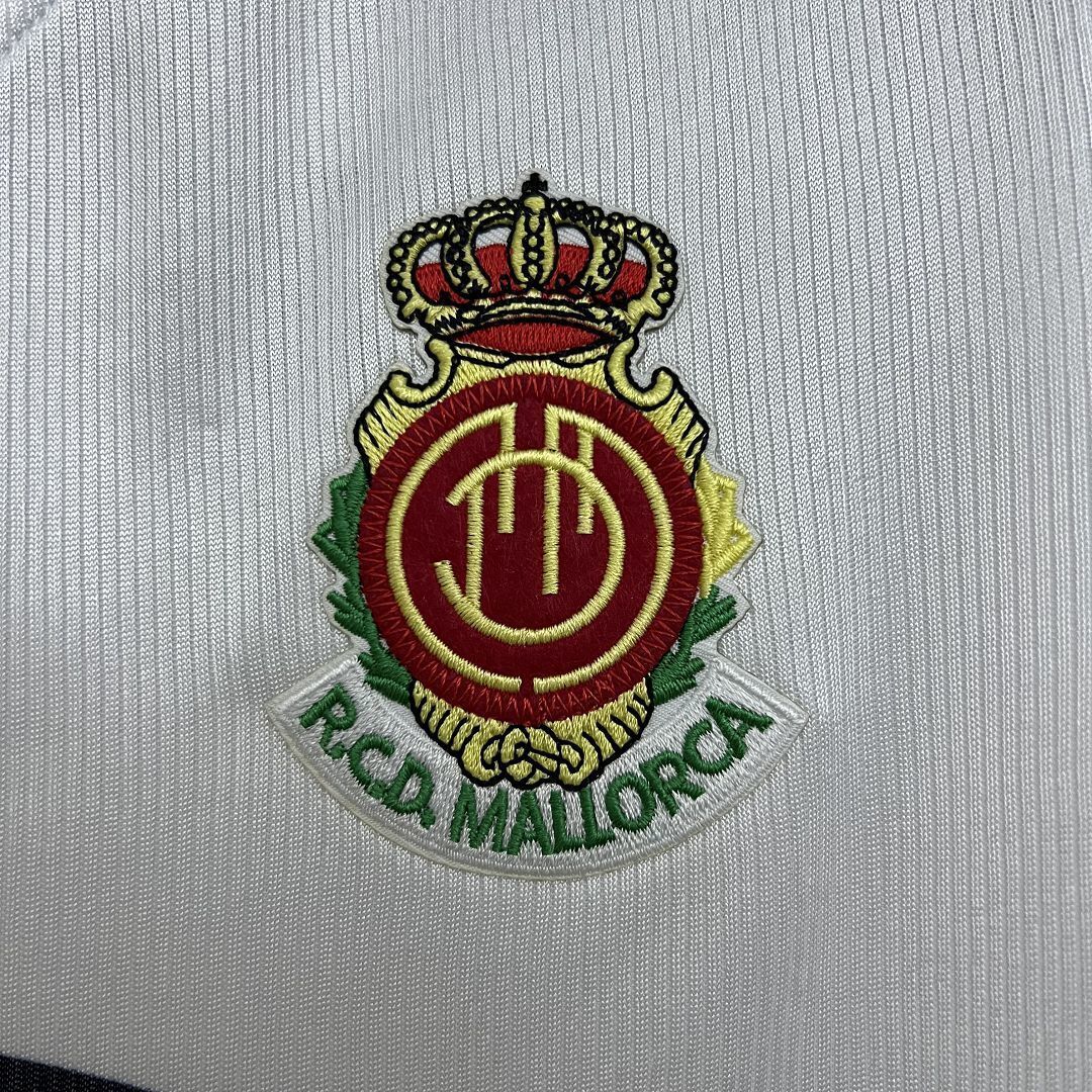 01-02 Mallorca Away Retro Kit Vintage Shirt AAAAJersey Wholesale Yupoo 6