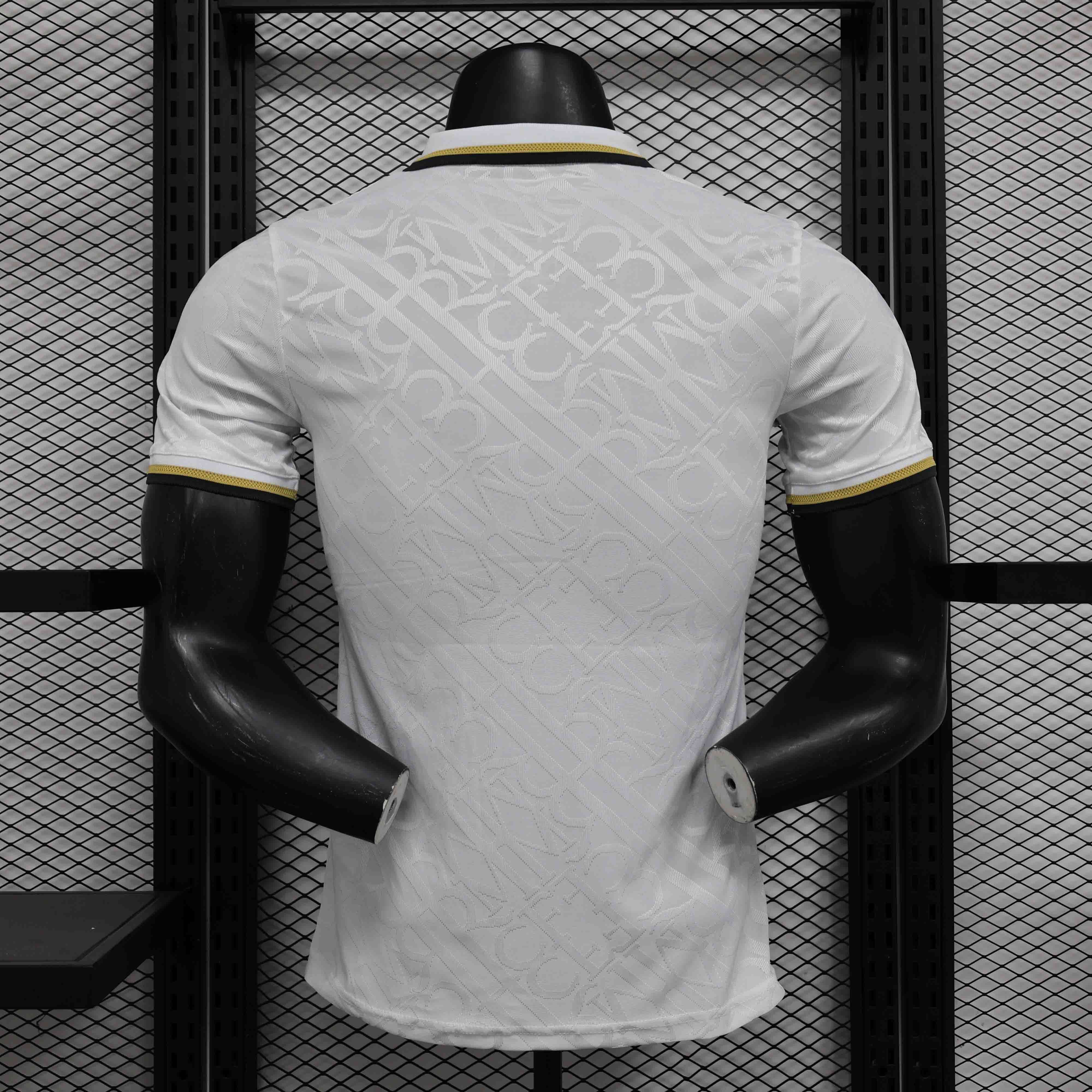 24-25 Real Madrid Originals White and Gold Kit Player Version Shirt AAAAJersey Supplier Yupoo 1