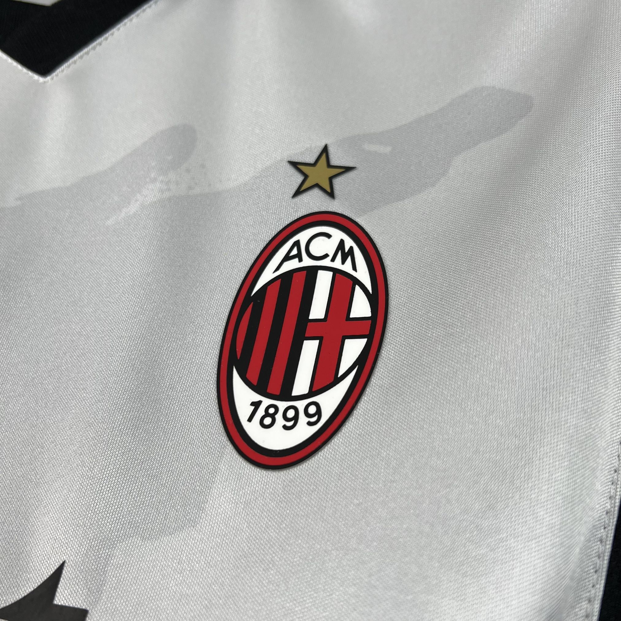 26-27 AC Milan x SLAM JAM Mens Limited Edition Football T-Shirt AAAAJersey Supply Yupoo 10 8