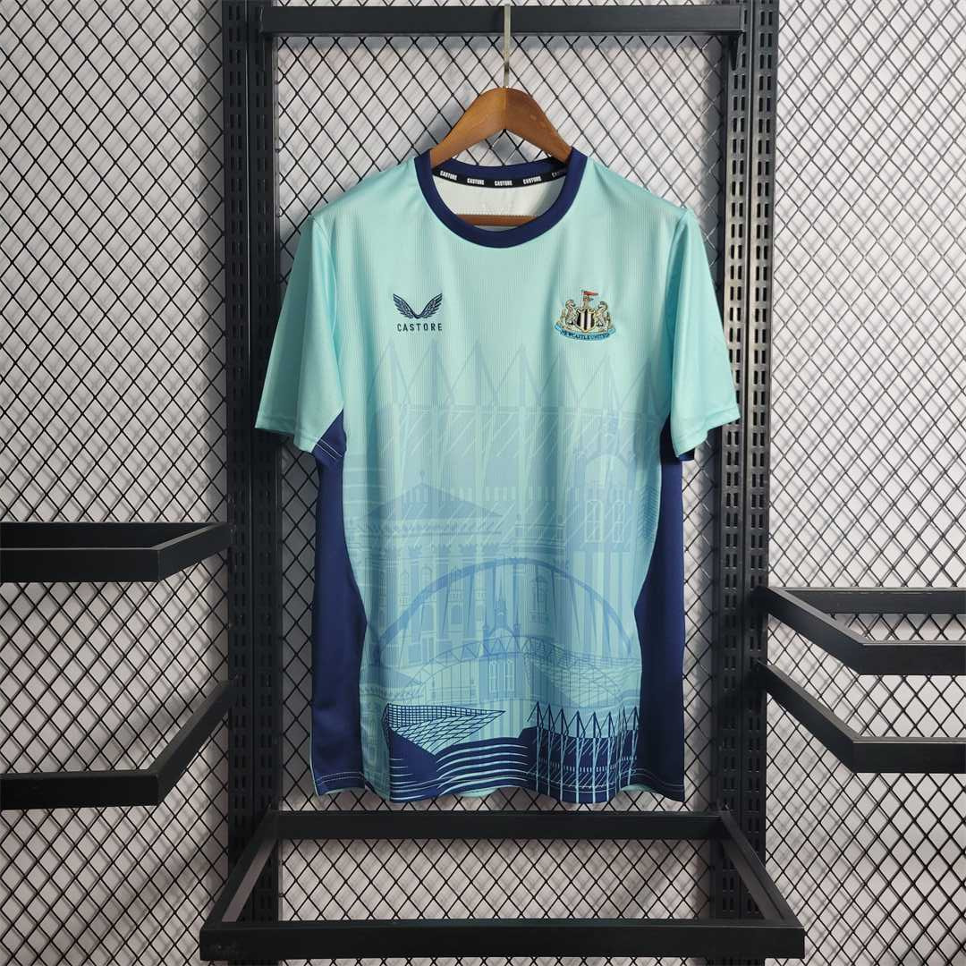 22-23 Newcastle pre-match training suit
