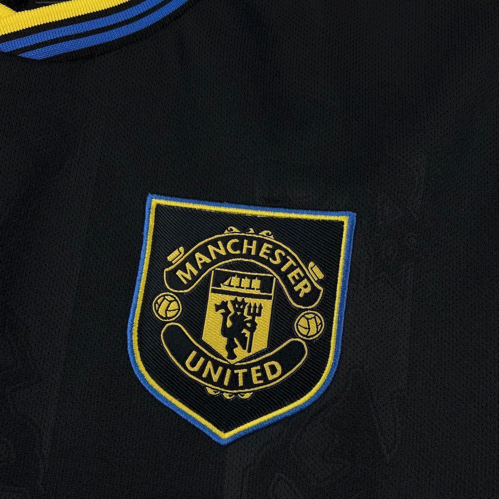 25-26 Manchester United Third Kit Football Apparels Soccer AAAAJersey Yupoo 5