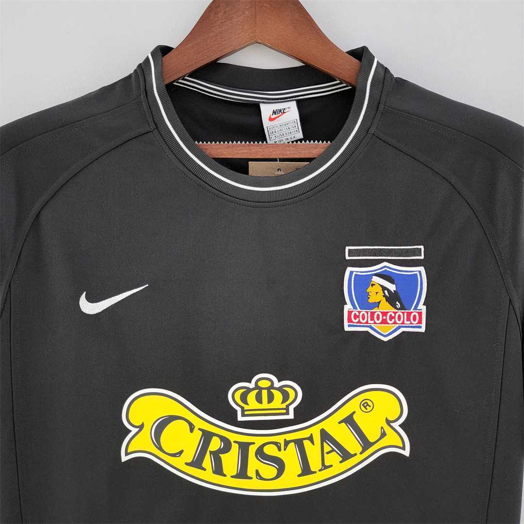00-01 Colo-Colo away 7