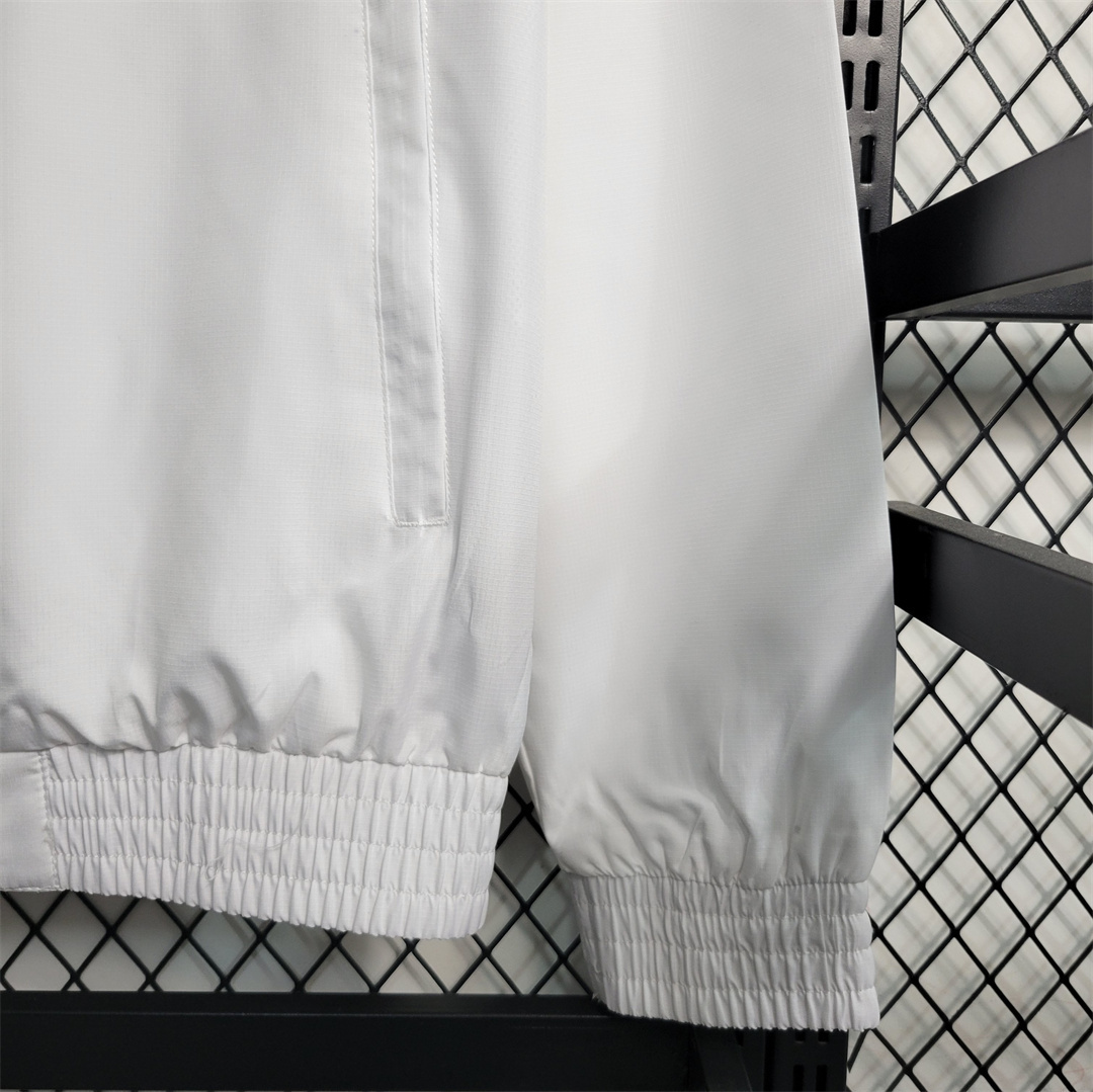 22-23 Tottenham Hotspur Windbreaker White 2