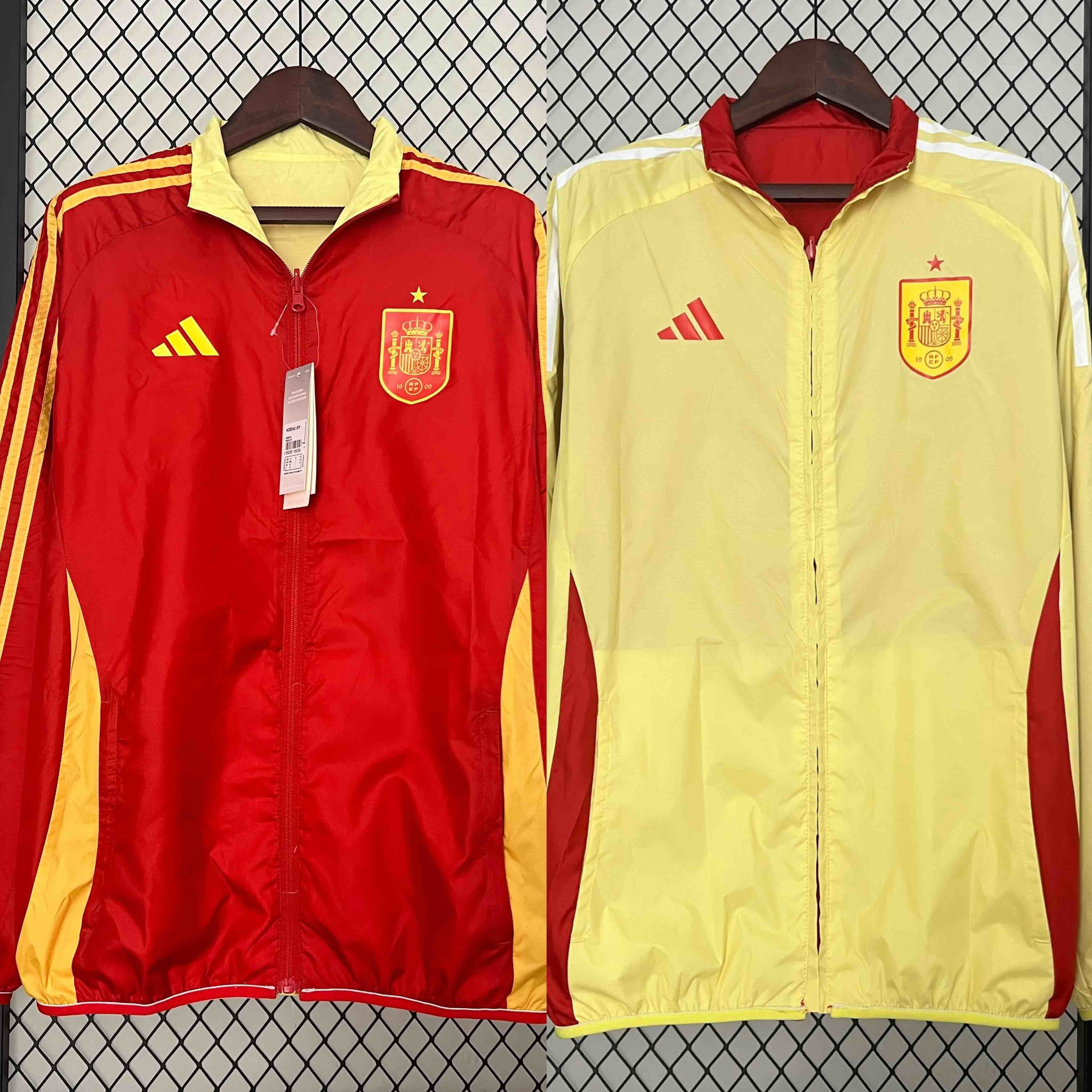 2024 Spain Trench Coat Reversible Windbreaker Double-Sides Jacket AAAAJersey Supplier Yupoo