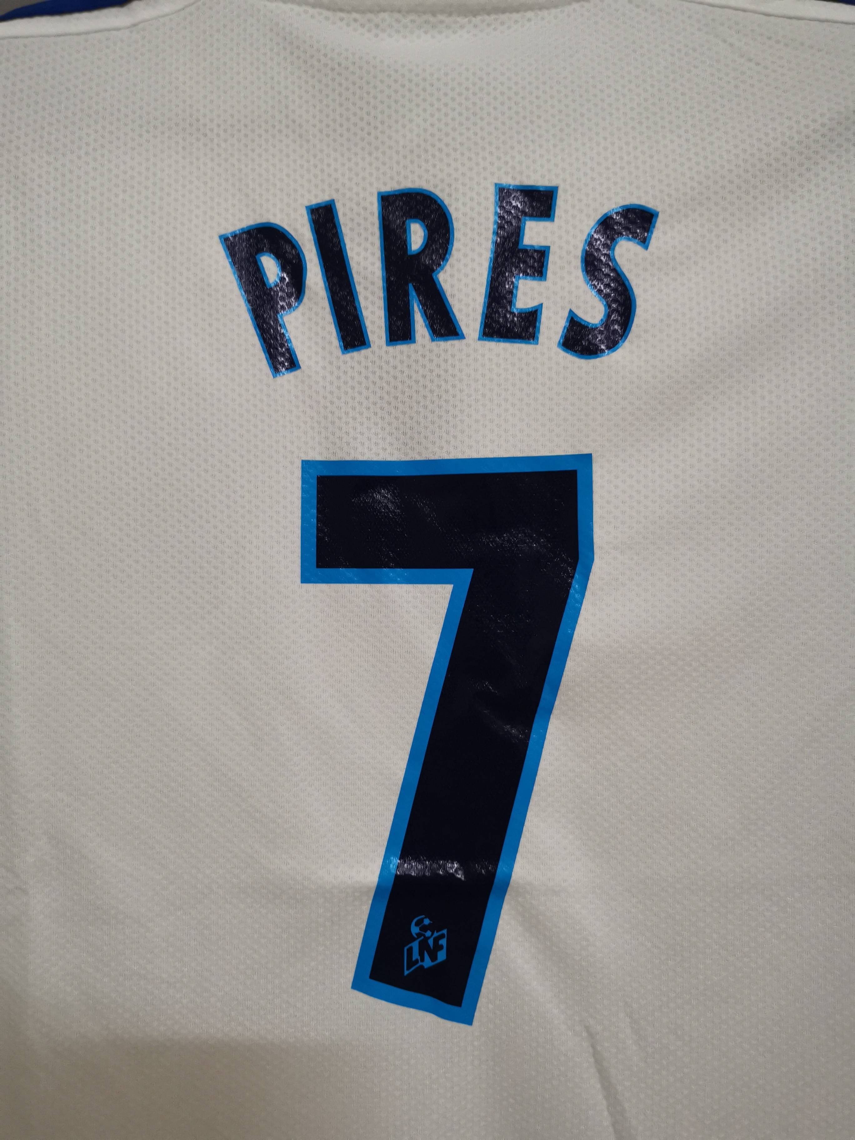 99-00 Marseille home 4