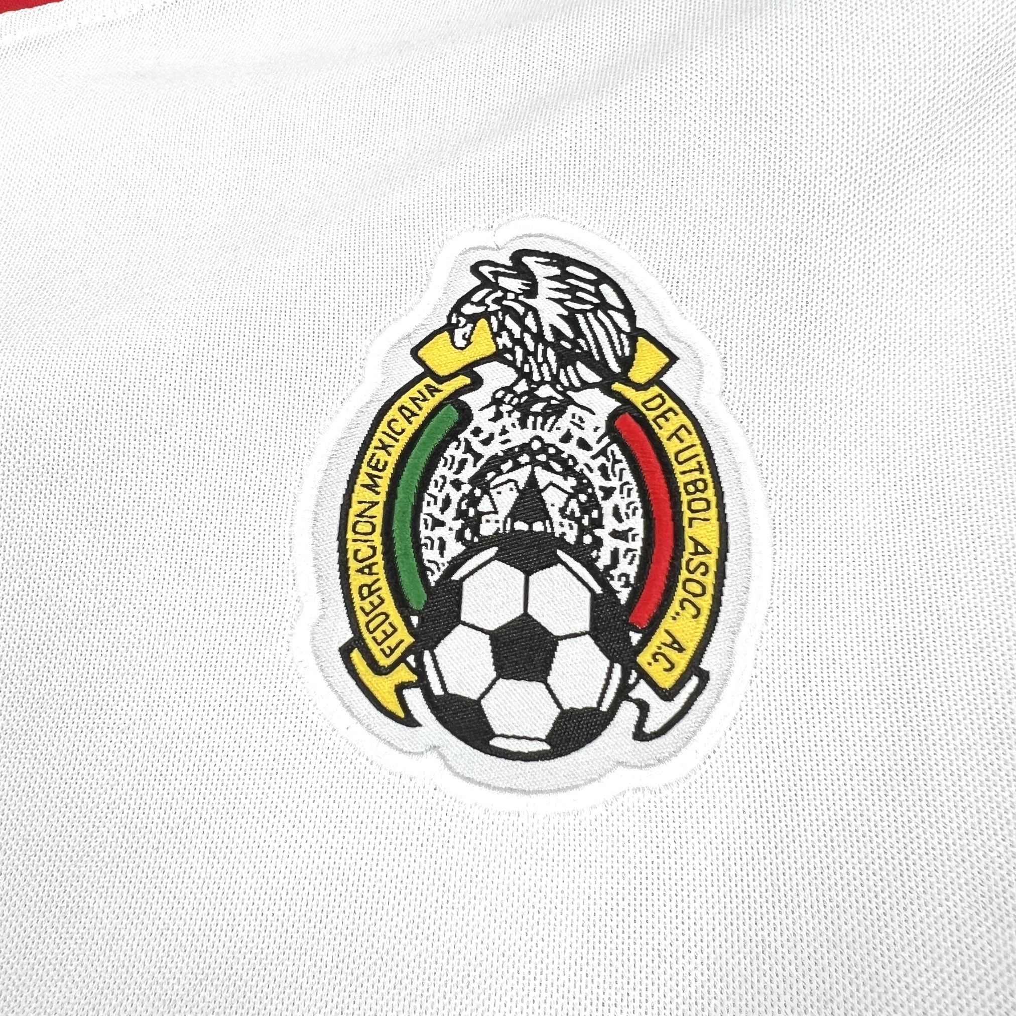 2002 Mexico Mens Away Football Retro Kit Vintage T-Shirt AAAAJersey Wholesale Yupoo 8 3
