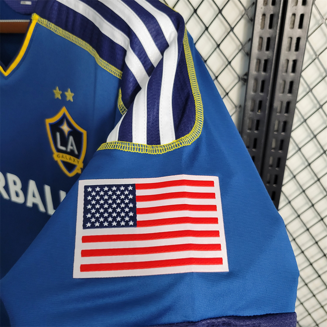 11-12 Galaxy away 9