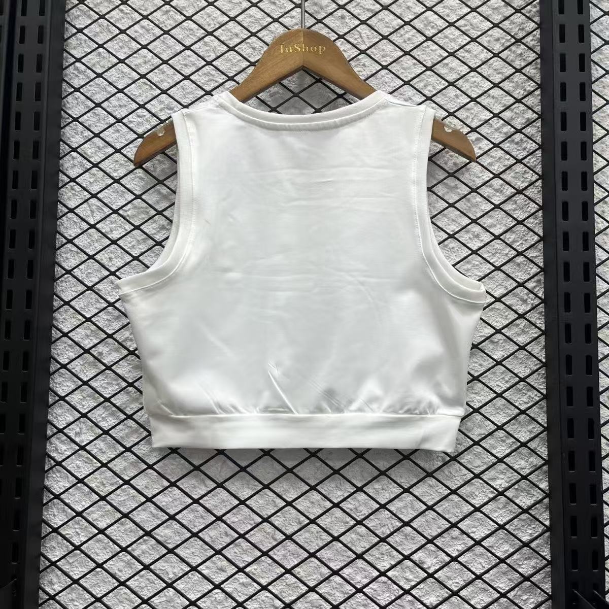 24-25 Real Madrid Home Women's Lady Vest Sino AAAAJersey Supply Yupoo 1