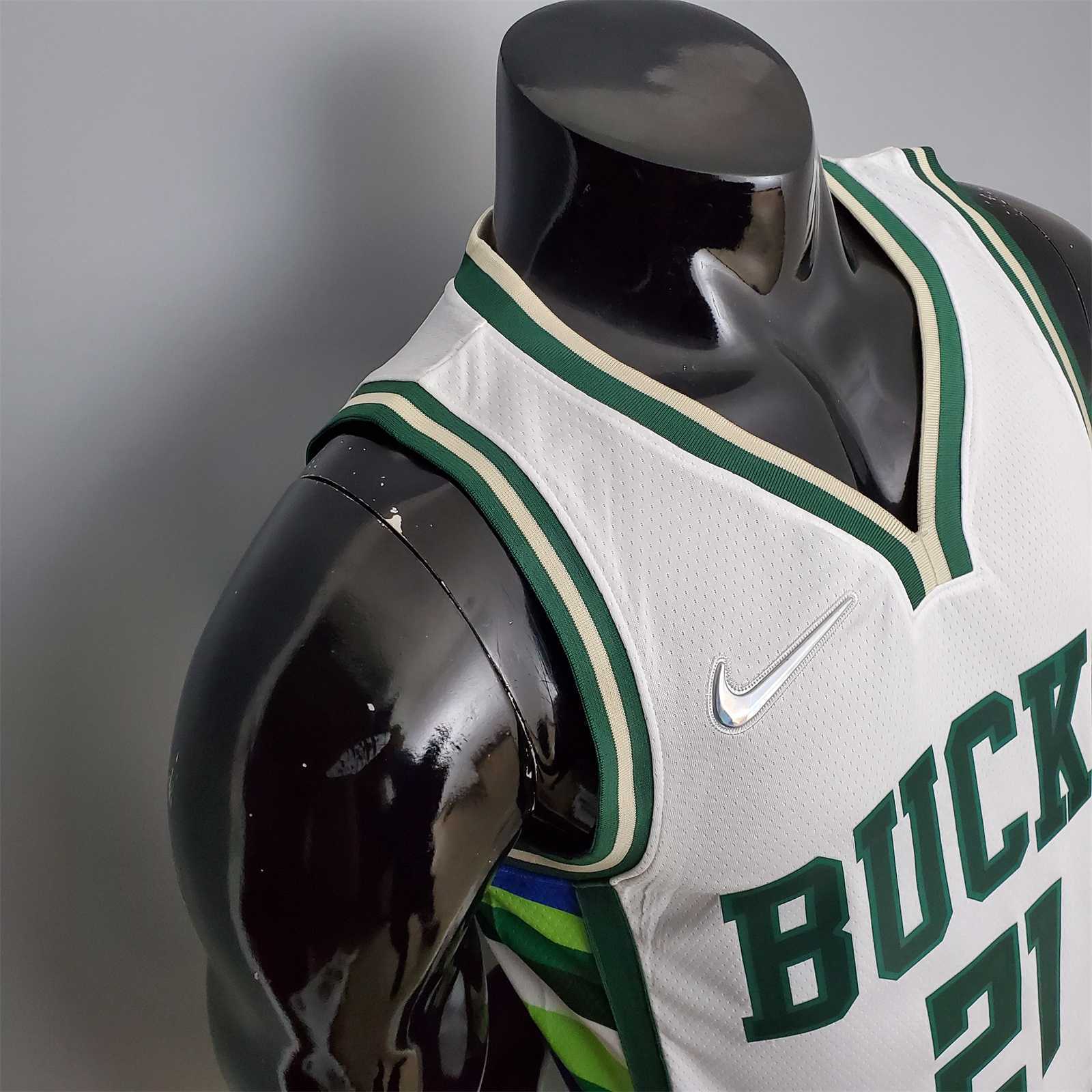 2022 Holiday#21 Bucks White 4
