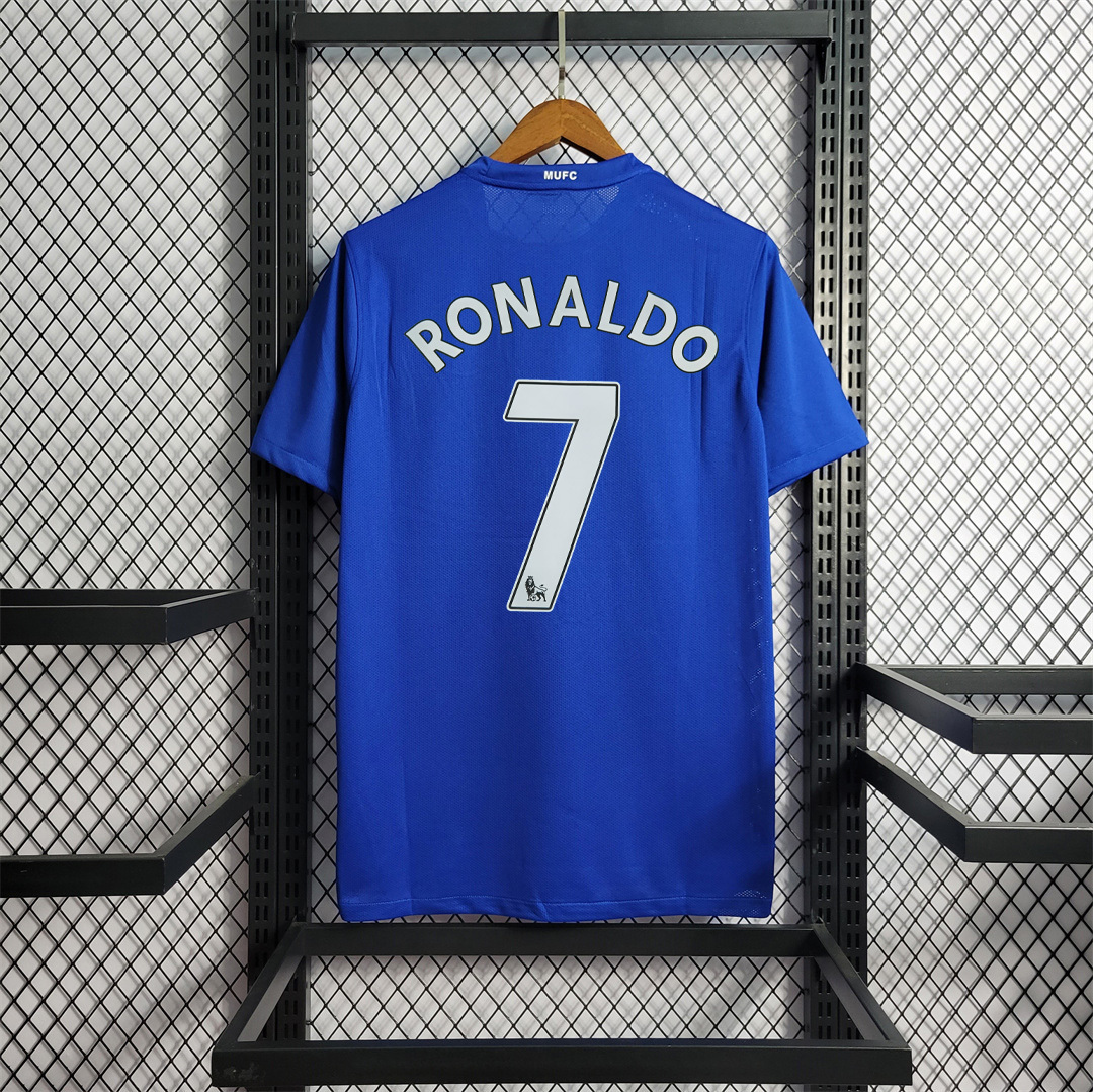 08-09 Manchester United away 4