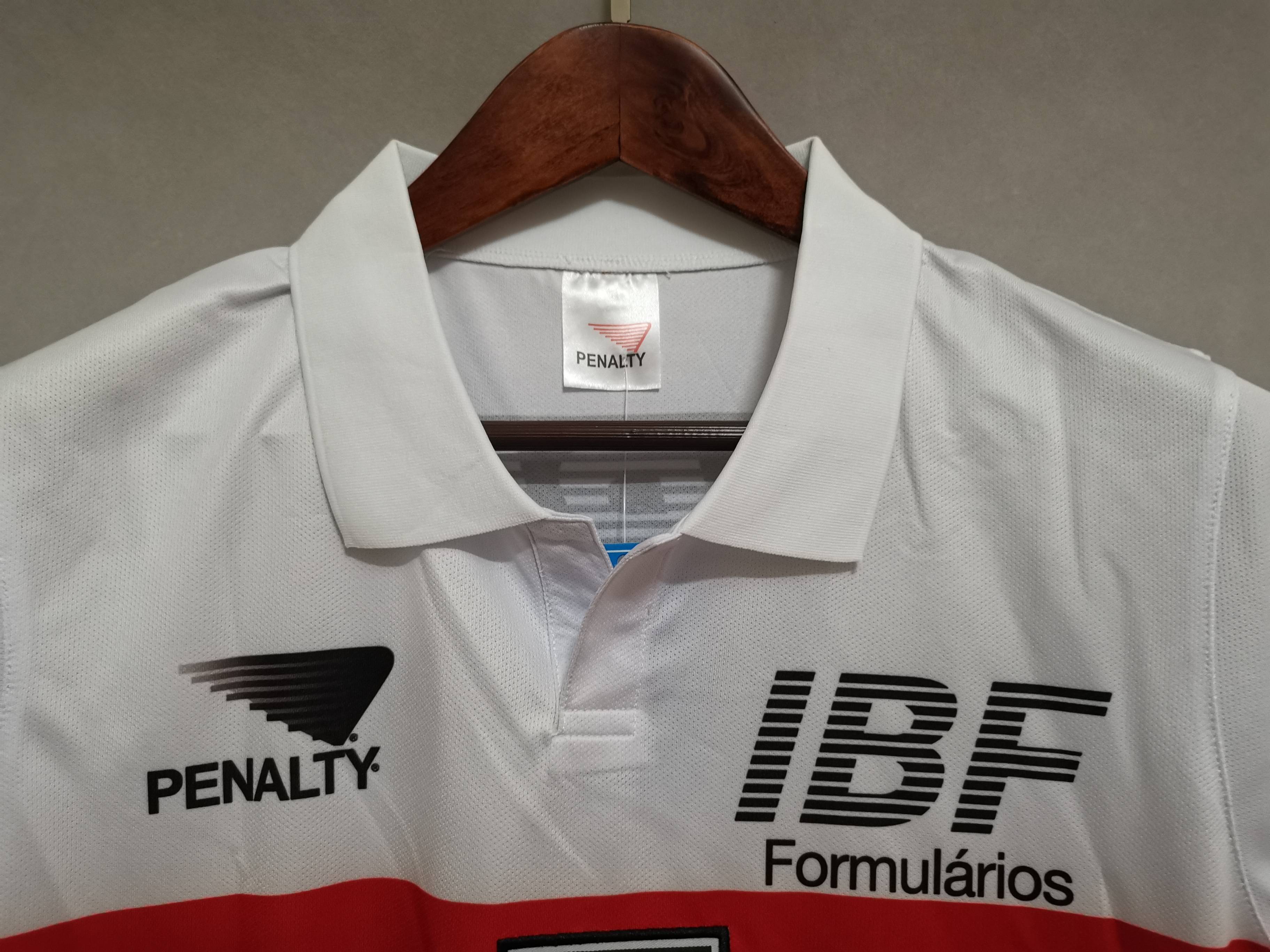 91-92 Sao Paulo home 6