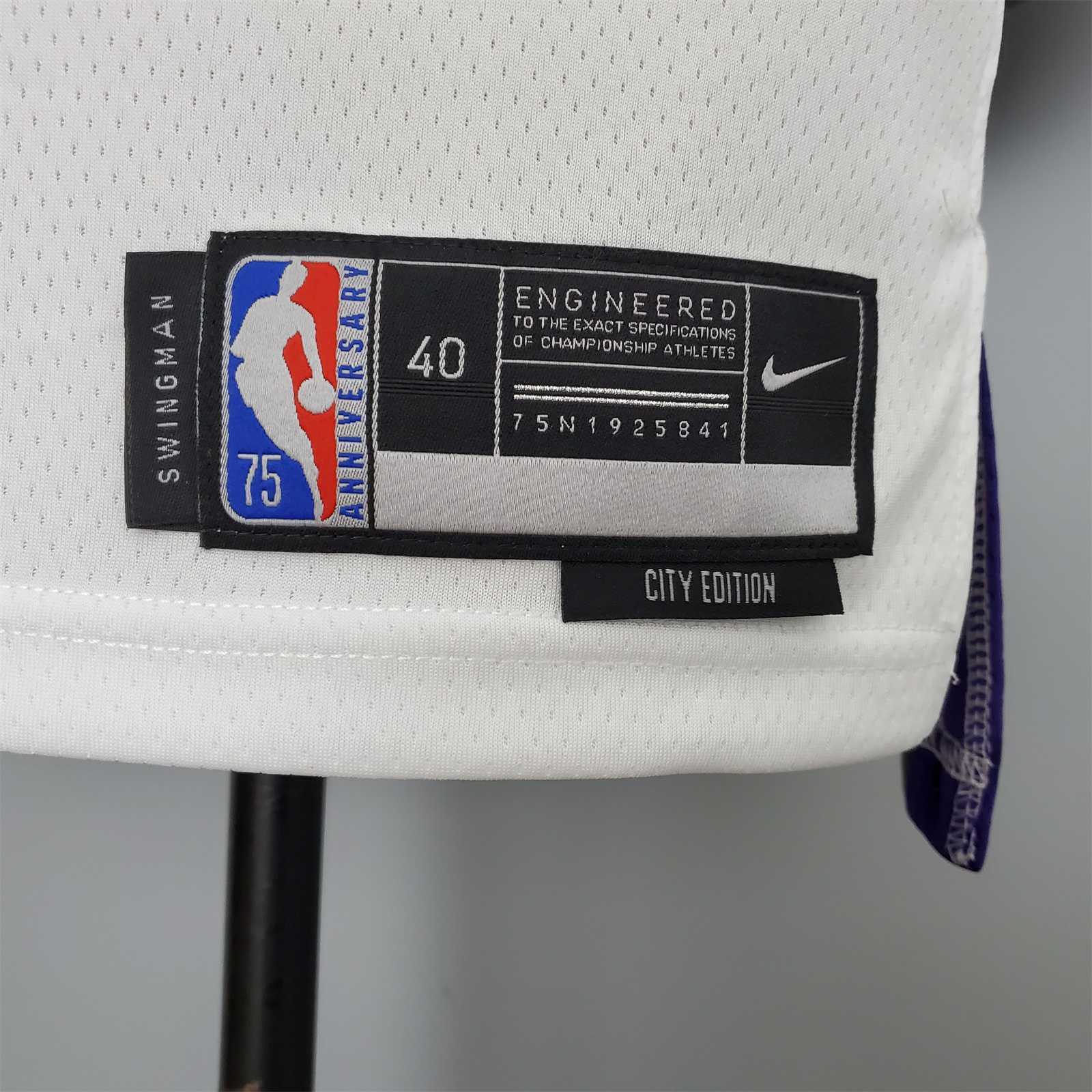75th Anniversary Fox#5 Kings White 2